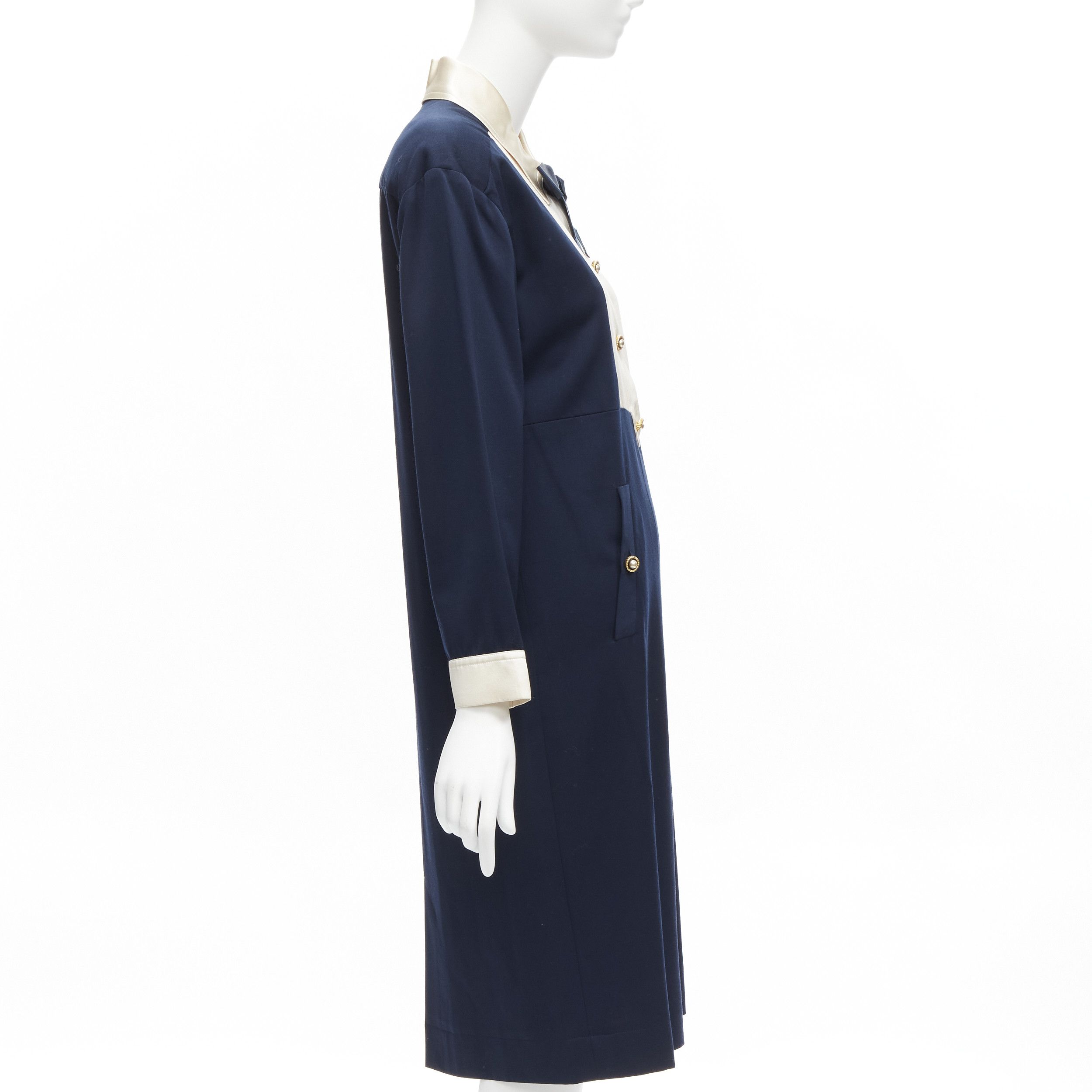 Chanel CHANEL Vintage gold pearl button cream navy two tone wool silk dress FR36 S Size S / US 4 / IT 40 - 4 Thumbnail