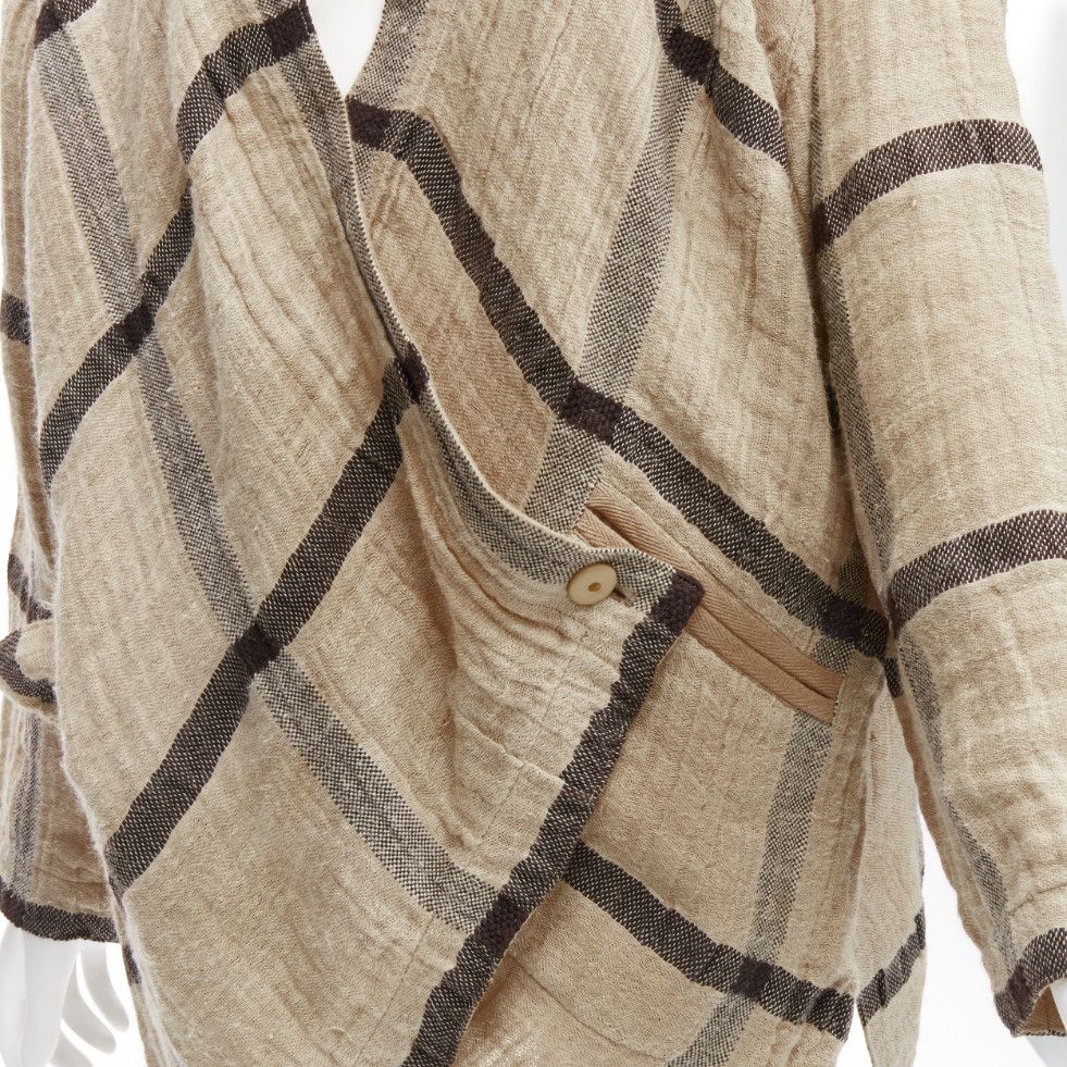 Issey Miyake ISSEY MIYAKE 1980s Vintage beige black check wrap front oversized crinkle coat JP9 Size ONE SIZE - 2 Thumbnail