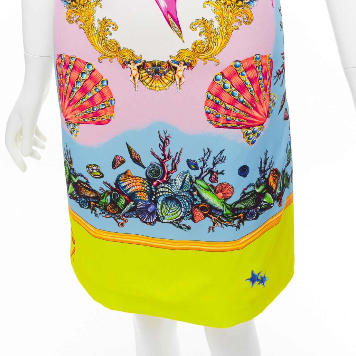 Versace VERSACE 2020 Tresor De La Mer signature starfish print yellow dress IT38 XS Size XS / US 0-2 / IT 36-38 - 8 Thumbnail