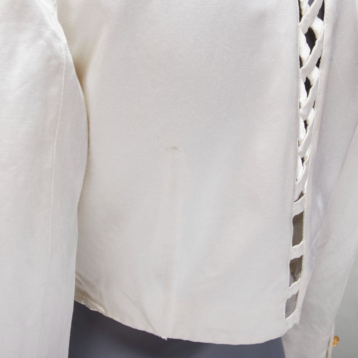 Versus VERSUS GIANNI VERSACE pearl satin lattice lace back cropped blazer jacket IT42 M Size M / US 6-8 / IT 42-44 - 8 Thumbnail