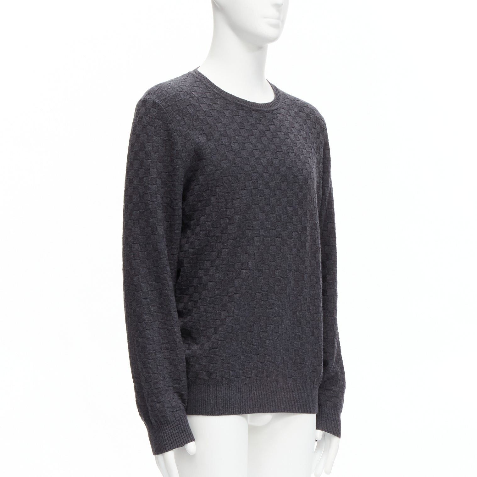 Louis Vuitton LOUIS VUITTON Damier grey wool cotton checks LV leather patch sweater L Size US L / EU 52-54 / 3 - 3 Thumbnail