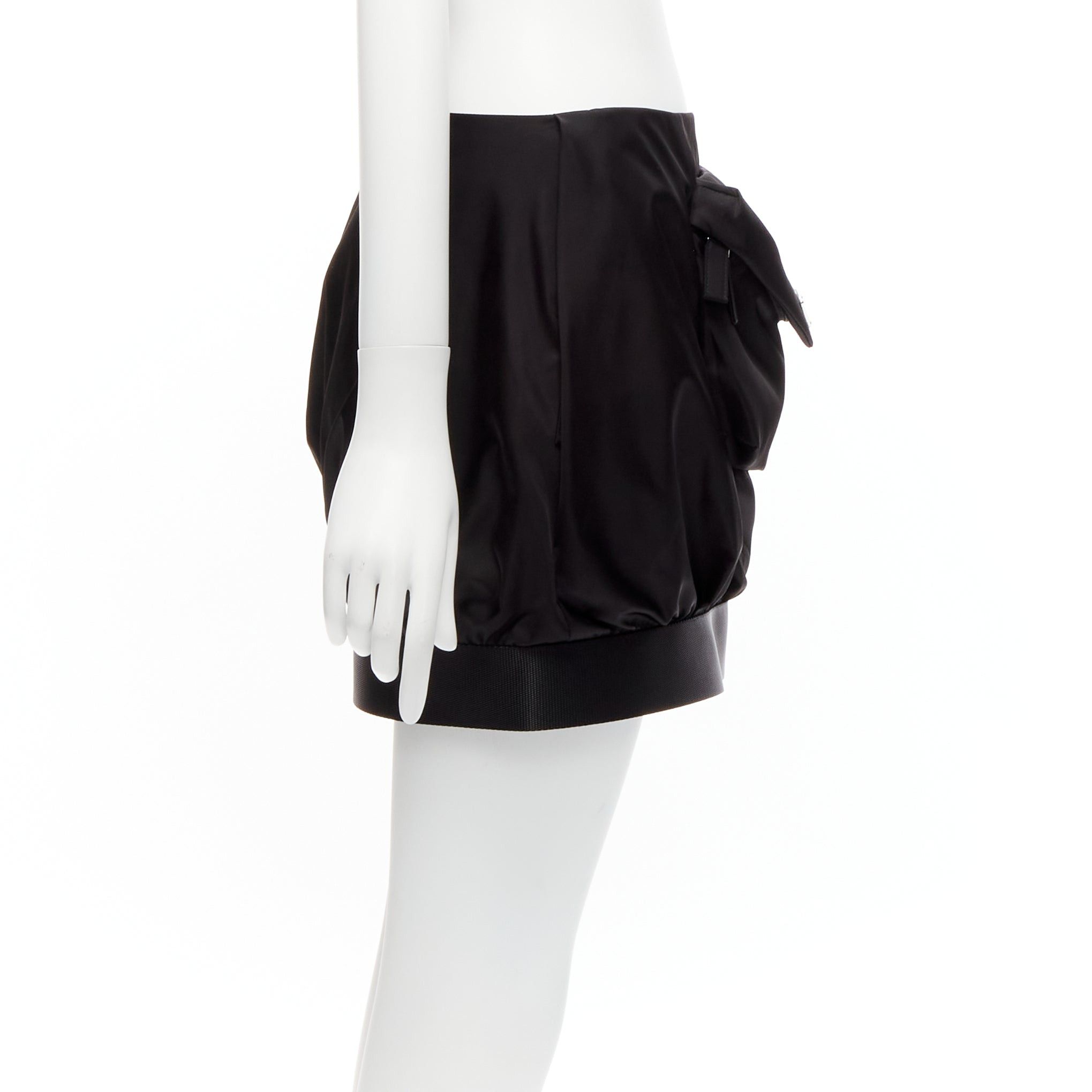 Prada new PRADA 2020 Re Nylon black triangle logo front pocket buckle bubble skirt IT38 XS Size 26" / US 2 / IT 38 - 4 Thumbnail