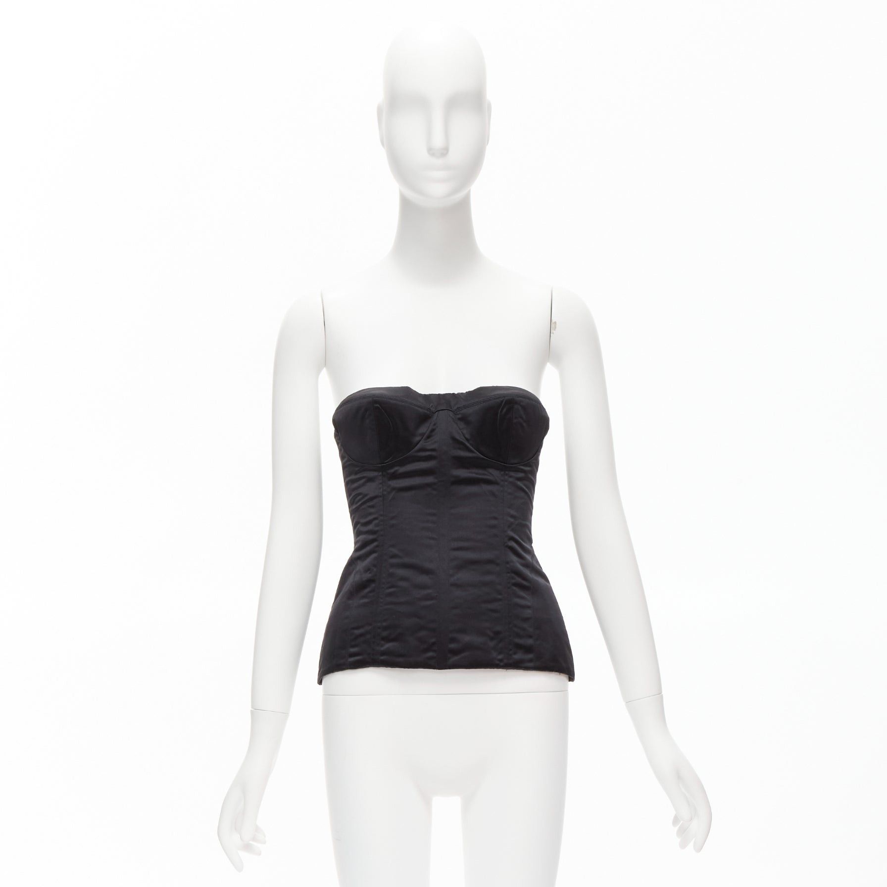 Gucci new GUCCI Tom Ford 2001 Runway black silk 3D conical bra bustier IT38 XS Size XS / US 0-2 / IT 36-38 - 9 Thumbnail