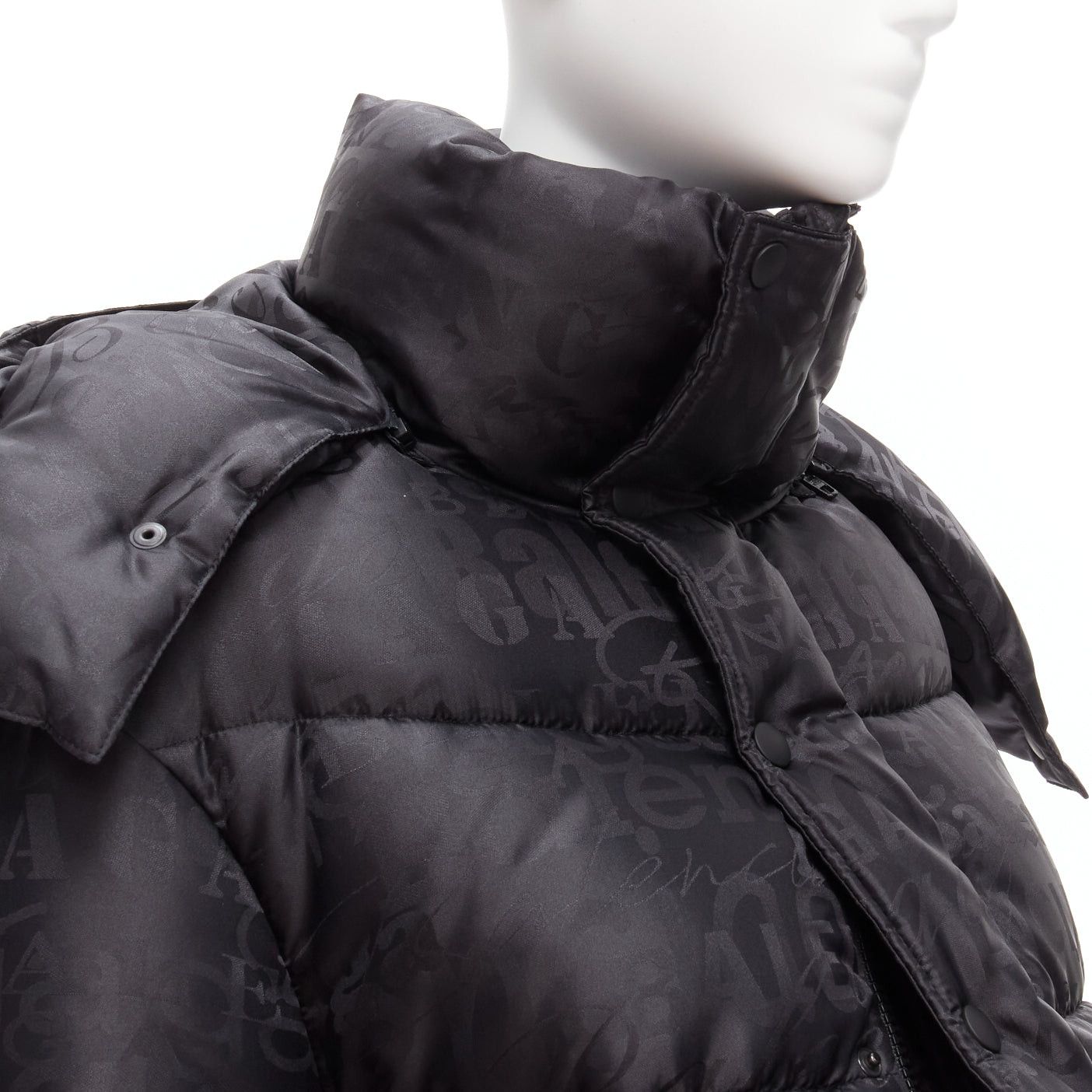 Balenciaga new BALENCIAGA 2019 black all logo jacquard Swing hooded quilted puffer coat FR36 S Size S / US 4 / IT 40 - 9 Thumbnail