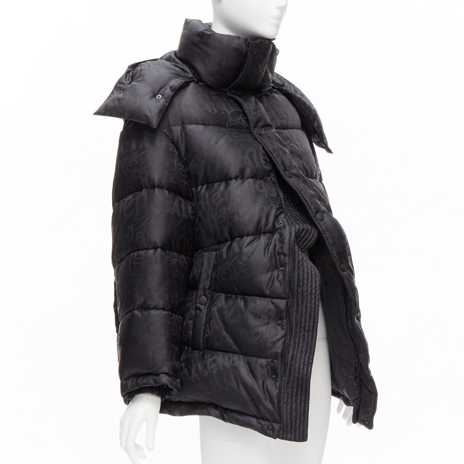 Balenciaga new BALENCIAGA 2019 black all logo jacquard Swing hooded quilted puffer coat FR36 S Size S / US 4 / IT 40 - 7 Thumbnail