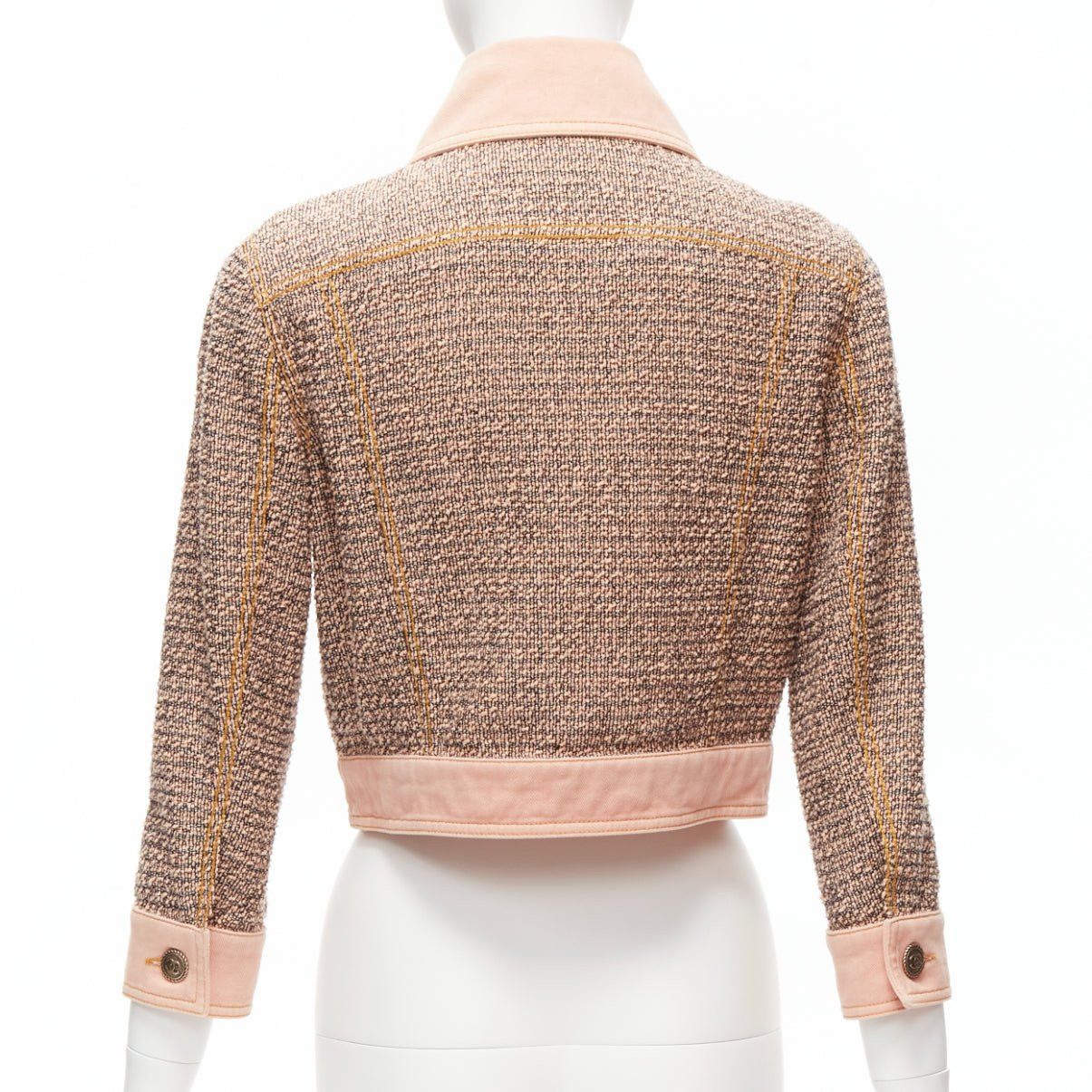 Chanel rare CHANEL 2018 Runway pink denim trim boucle tweed CC button cropped jacket FR36 S Size S / US 4 / IT 40 - 6 Thumbnail