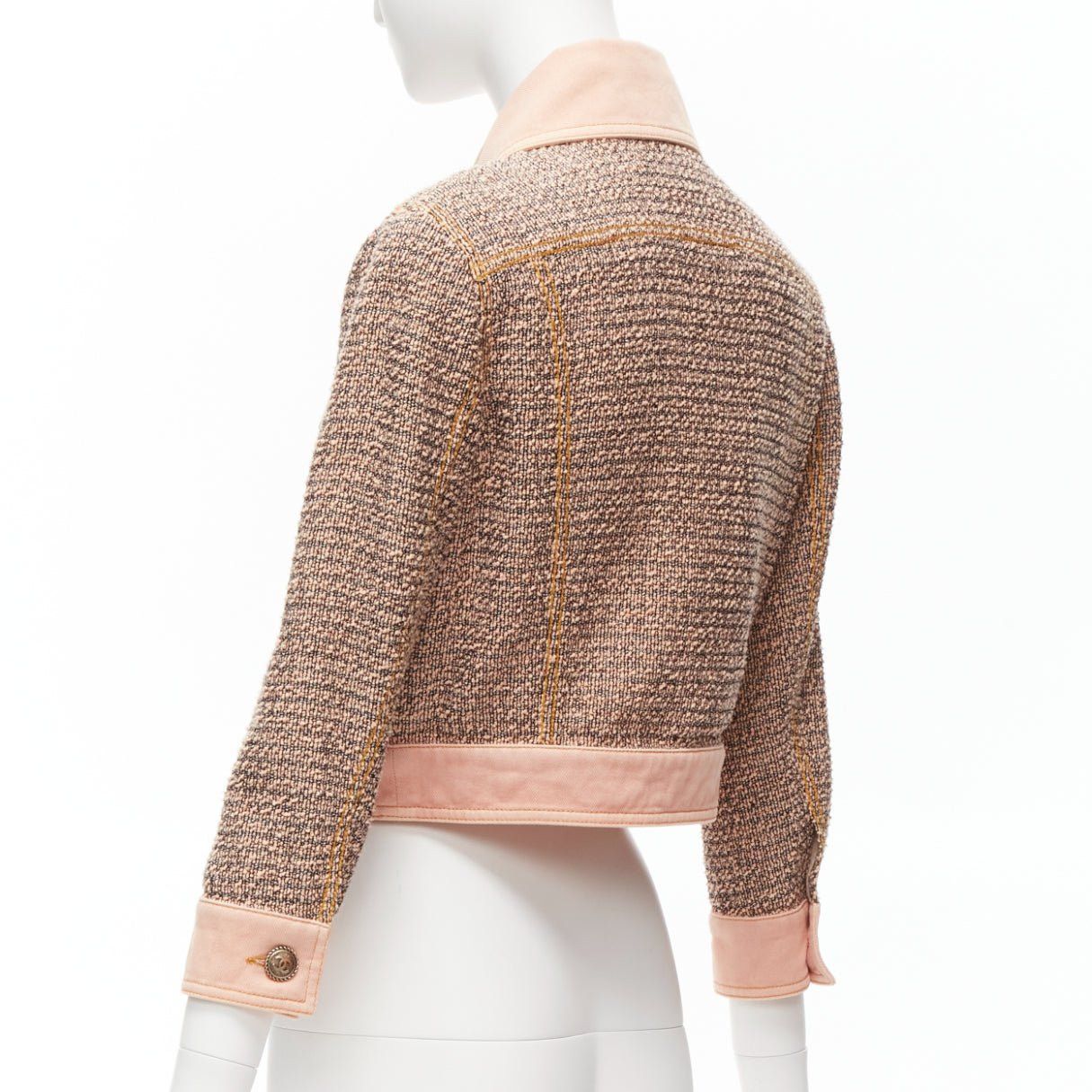 Chanel rare CHANEL 2018 Runway pink denim trim boucle tweed CC button cropped jacket FR36 S Size S / US 4 / IT 40 - 7 Thumbnail