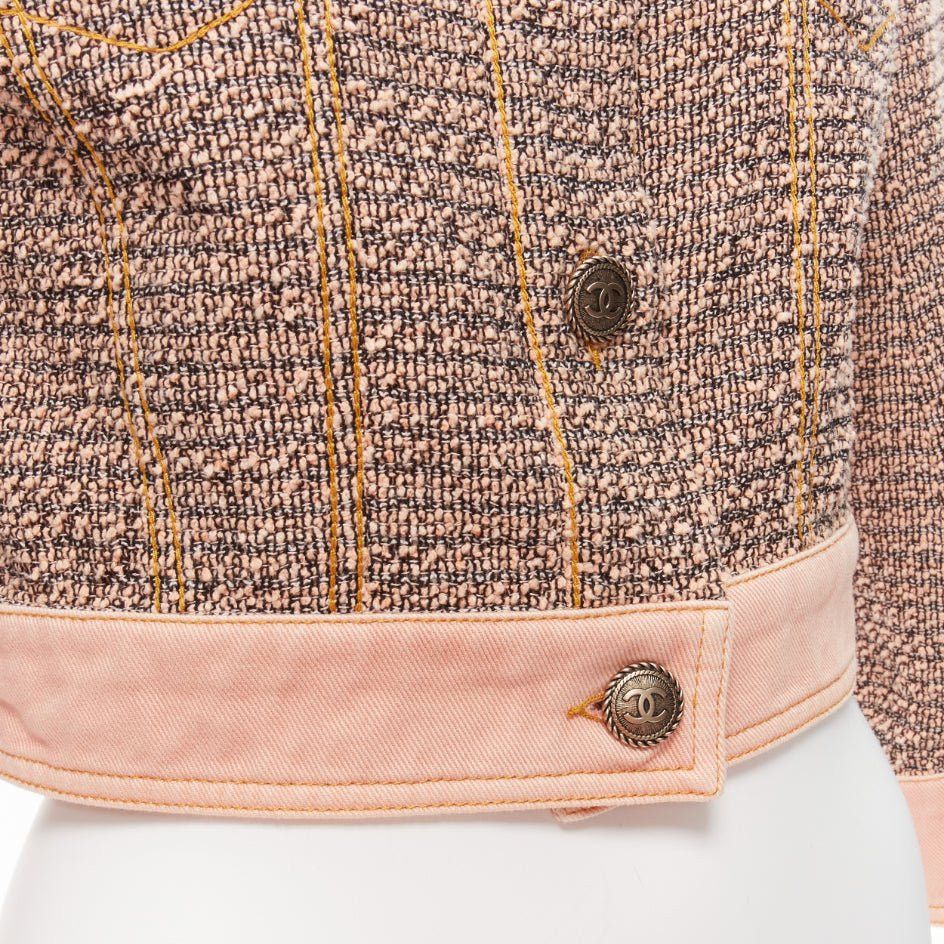 Chanel rare CHANEL 2018 Runway pink denim trim boucle tweed CC button cropped jacket FR36 S Size S / US 4 / IT 40 - 8 Thumbnail