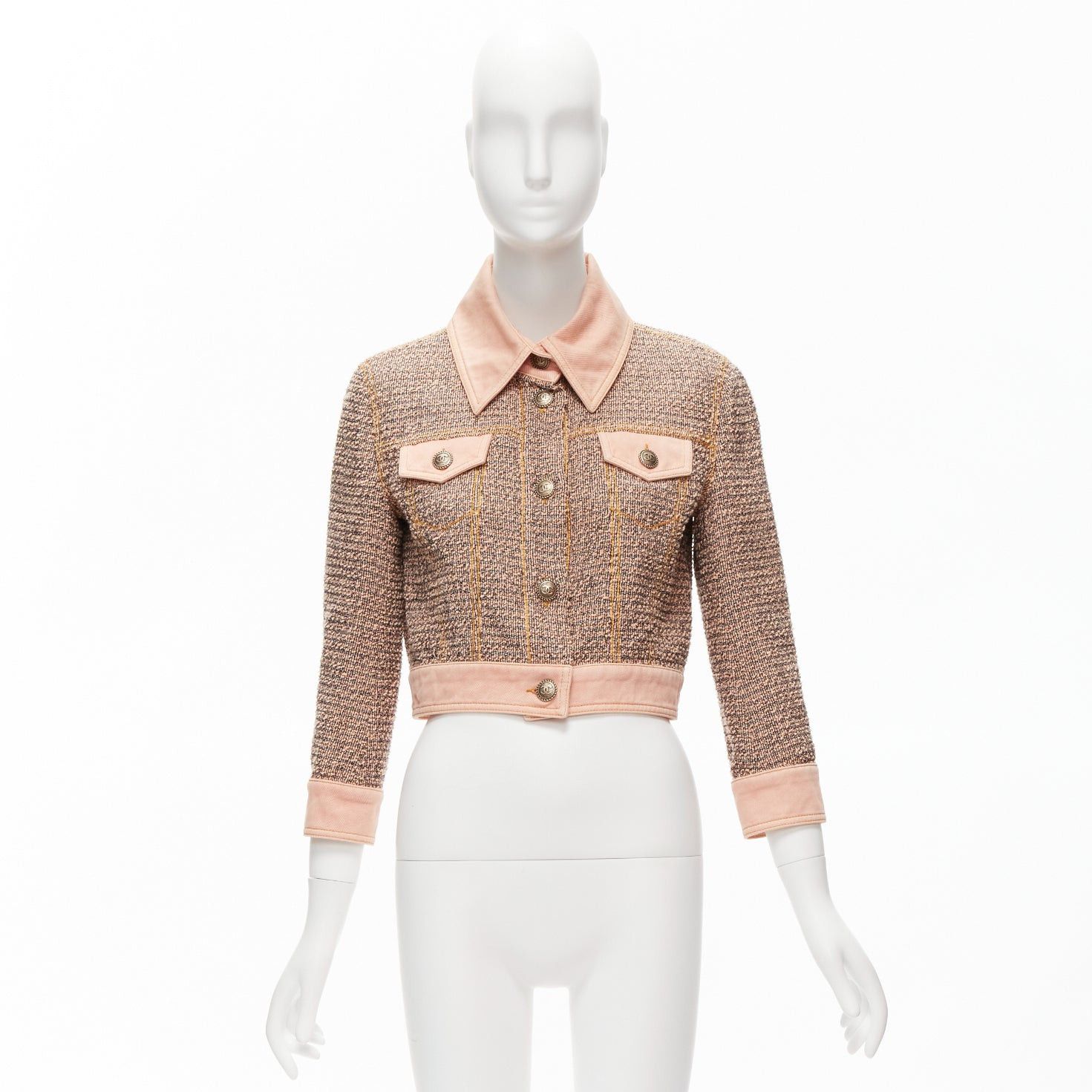 Chanel rare CHANEL 2018 Runway pink denim trim boucle tweed CC button cropped jacket FR36 S Size S / US 4 / IT 40 - 10 Thumbnail