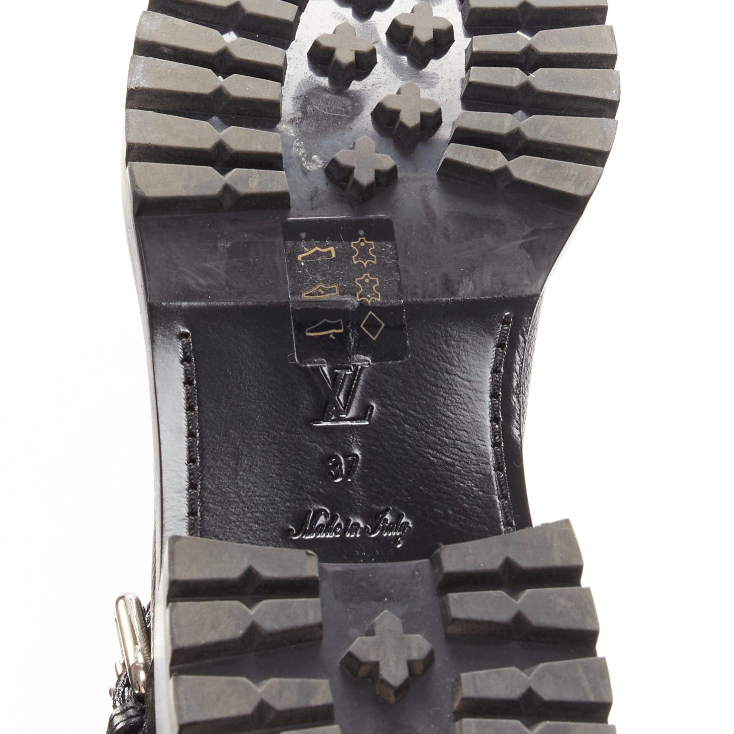 Louis Vuitton LOUIS VUITTON LV monogram top strap pull on motorcycle boots EU37 Size US 7 / IT 37 - 10 Thumbnail