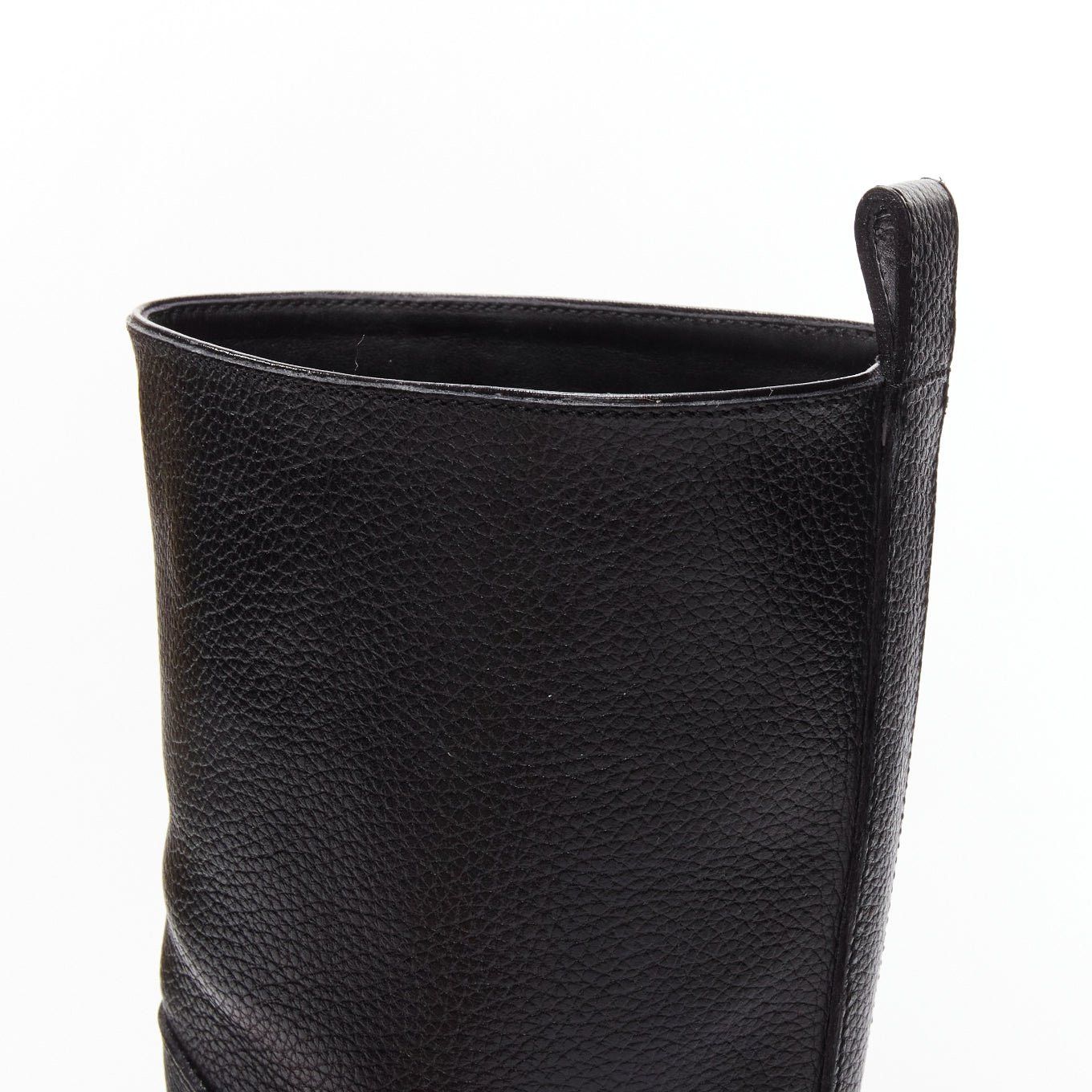 Louis Vuitton LOUIS VUITTON LV monogram top strap pull on motorcycle boots EU37 Size US 7 / IT 37 - 8 Thumbnail