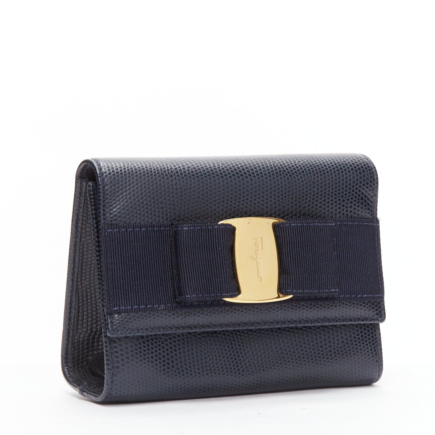 Salvatore Ferragamo SALVATORE FERRAGAMO Vara Bow black scaled leather gold chain shoulder waist bag Size ONE SIZE - 3 Thumbnail
