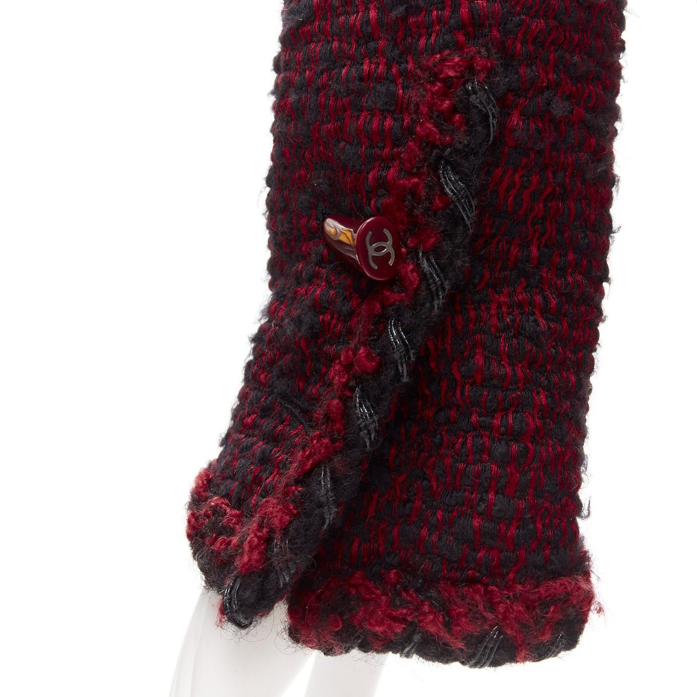 Chanel CHANEL 11A Runway red black wool tweed CC logo toggle button duffel coat FR36 S Size S / US 4 / IT 40 - 2 Thumbnail