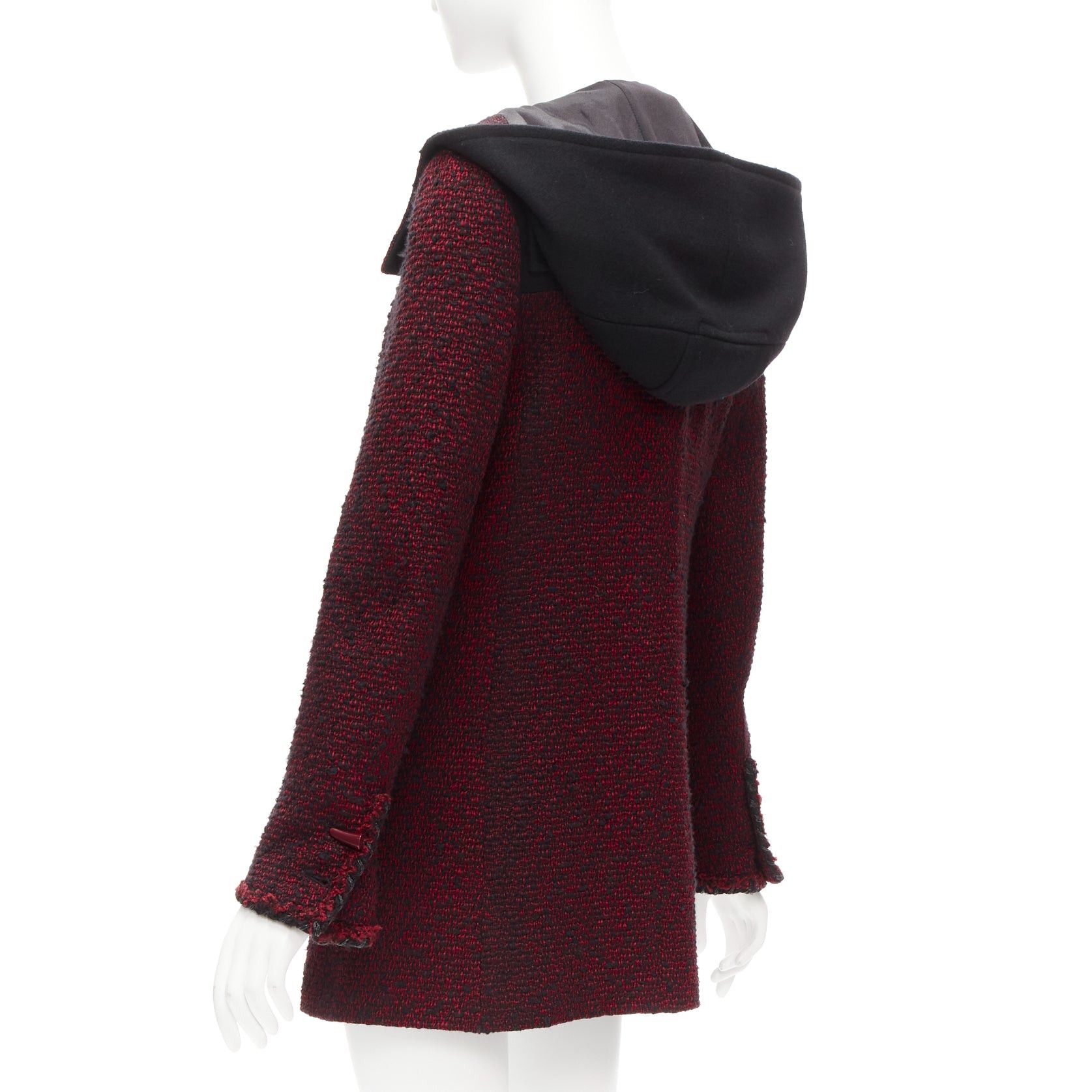 Chanel CHANEL 11A Runway red black wool tweed CC logo toggle button duffel coat FR36 S Size S / US 4 / IT 40 - 7 Thumbnail