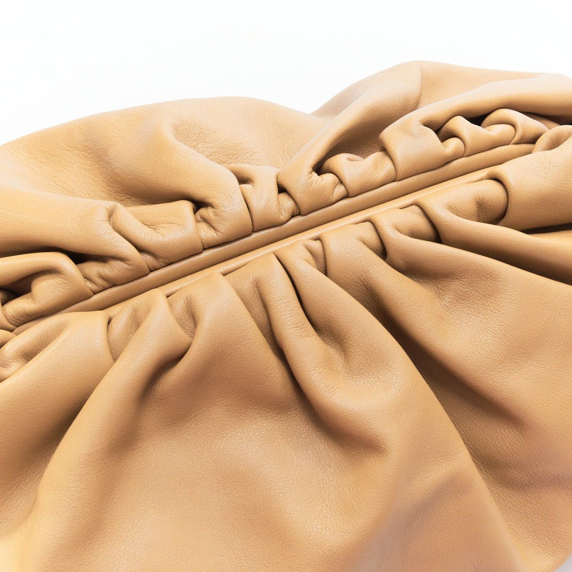 Bottega Veneta BOTTEGA VENETA The Pouch tan leather dumpling clutch bag Size ONE SIZE - 7 Thumbnail