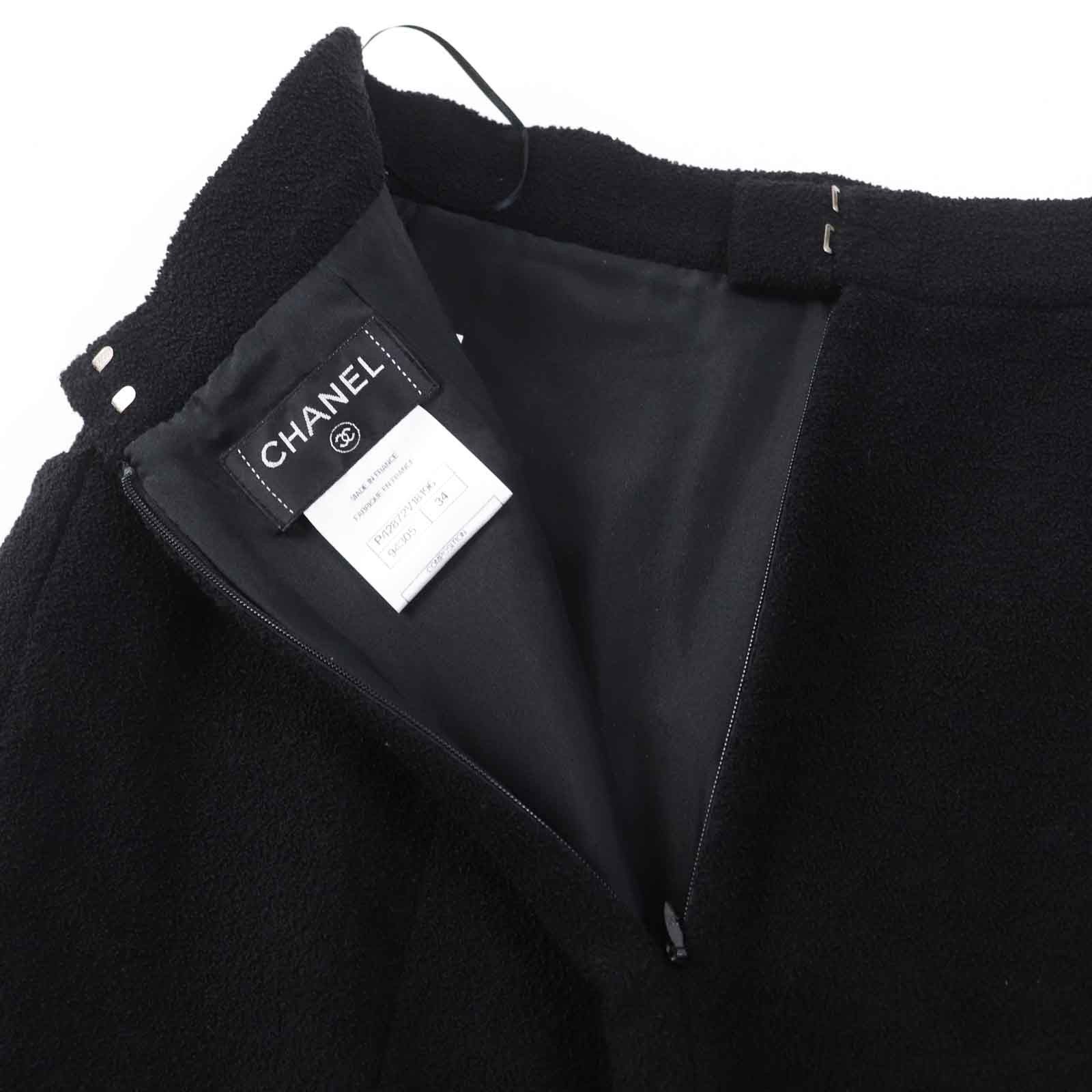 Chanel Chanel Chanel COCO Button with Plate Setup Others Suits DUTY FREE for USA Size ONE SIZE - 9 Thumbnail