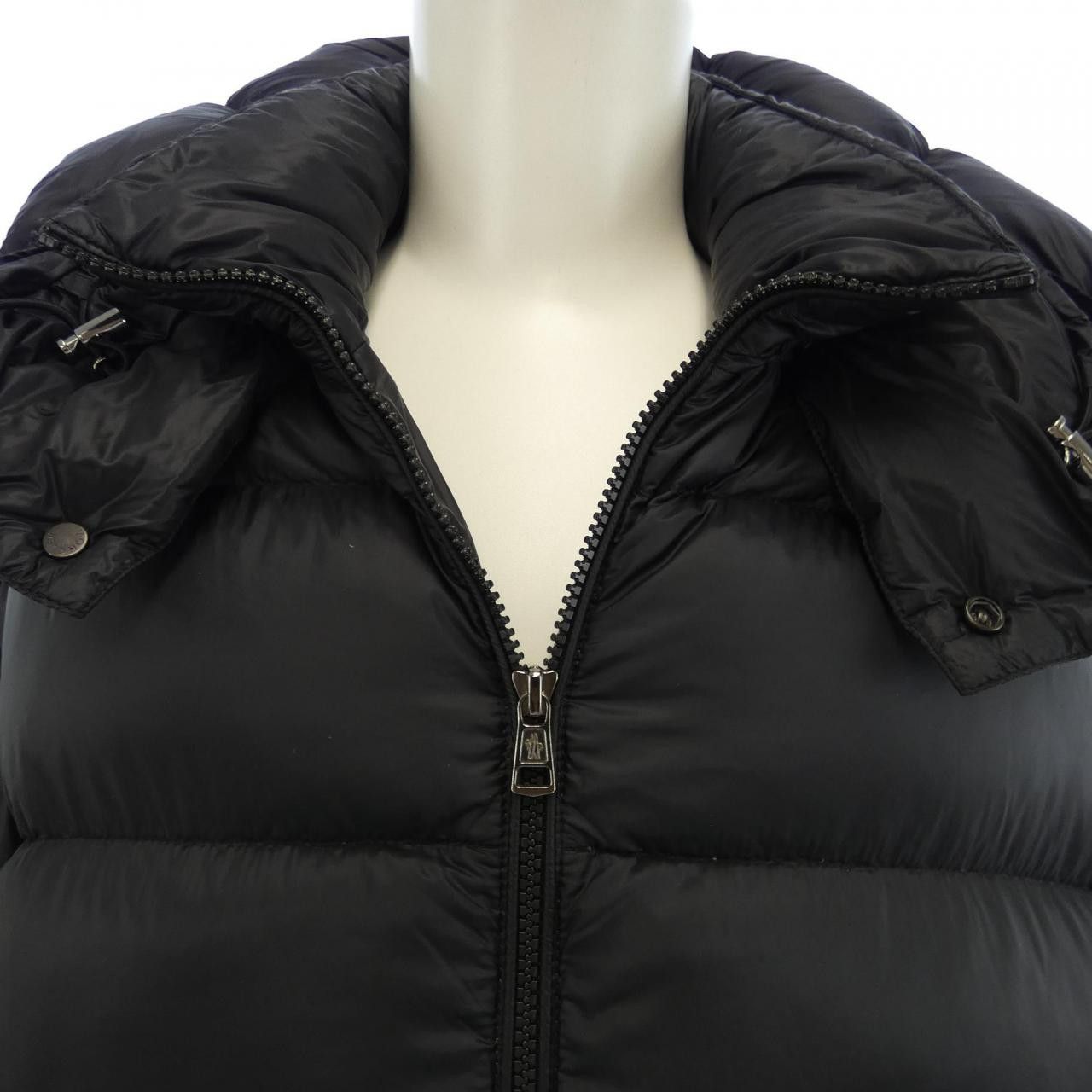 Moncler Moncler Moncler WILLM Down Jacket Others Outerwear WILLM DUTY FREE for USA Size ONE SIZE - 7 Thumbnail