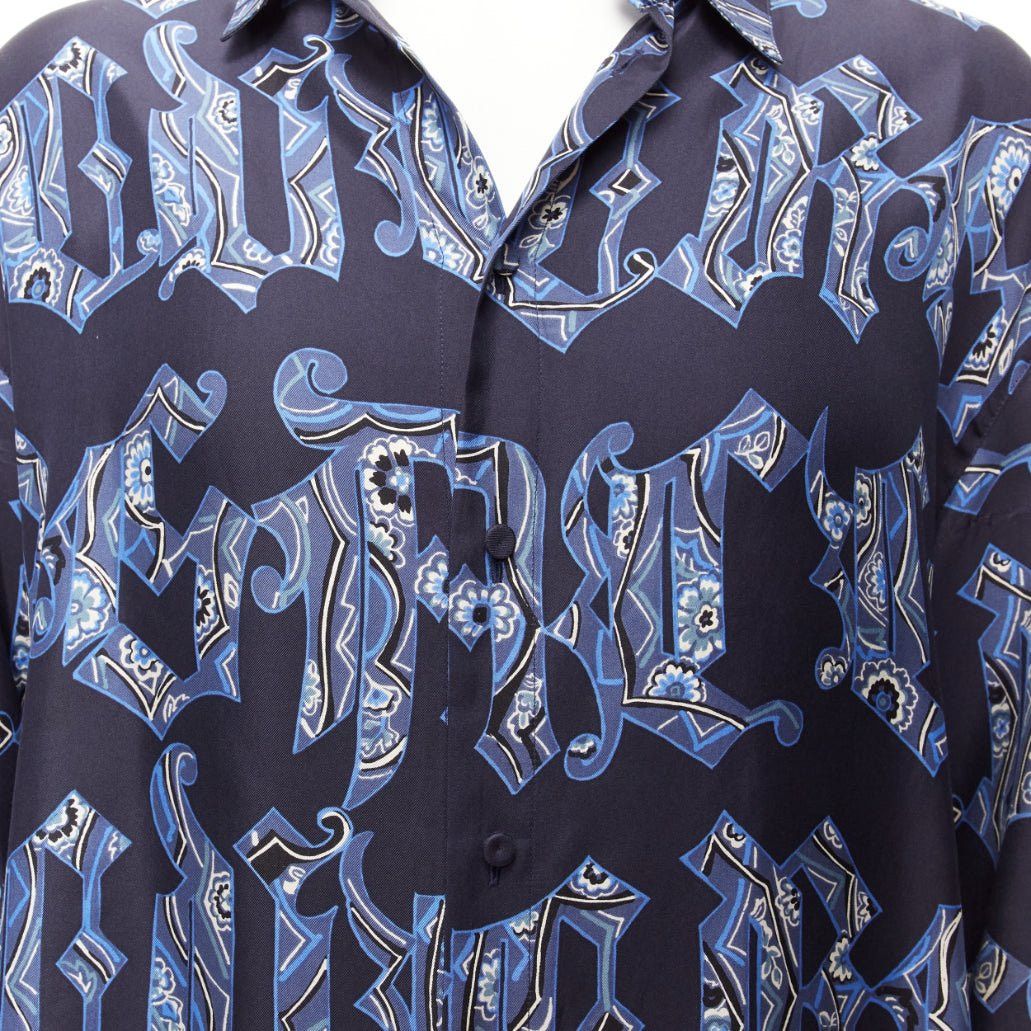 Versace rare GIANNI VERSACE Vintage navy blue gothic font logo graphic shirt IT52 XL Size US XL / EU 56 / 4 - 7 Thumbnail
