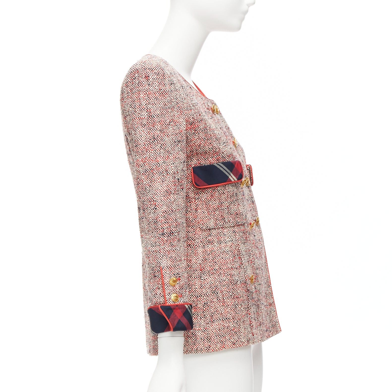 Chanel CHANEL Vintage red boucle tweed gold button double breasted blazer jacket FR34 XS Size XS / US 0-2 / IT 36-38 - 5 Thumbnail