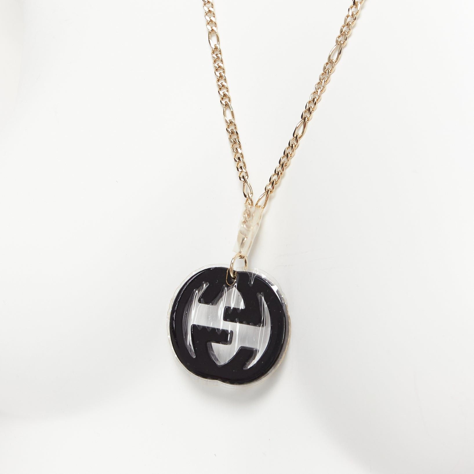 Gucci GUCCI GG1033S GG logo charm gold chain trim square oversized sunnies with chain Size ONE SIZE - 6 Thumbnail