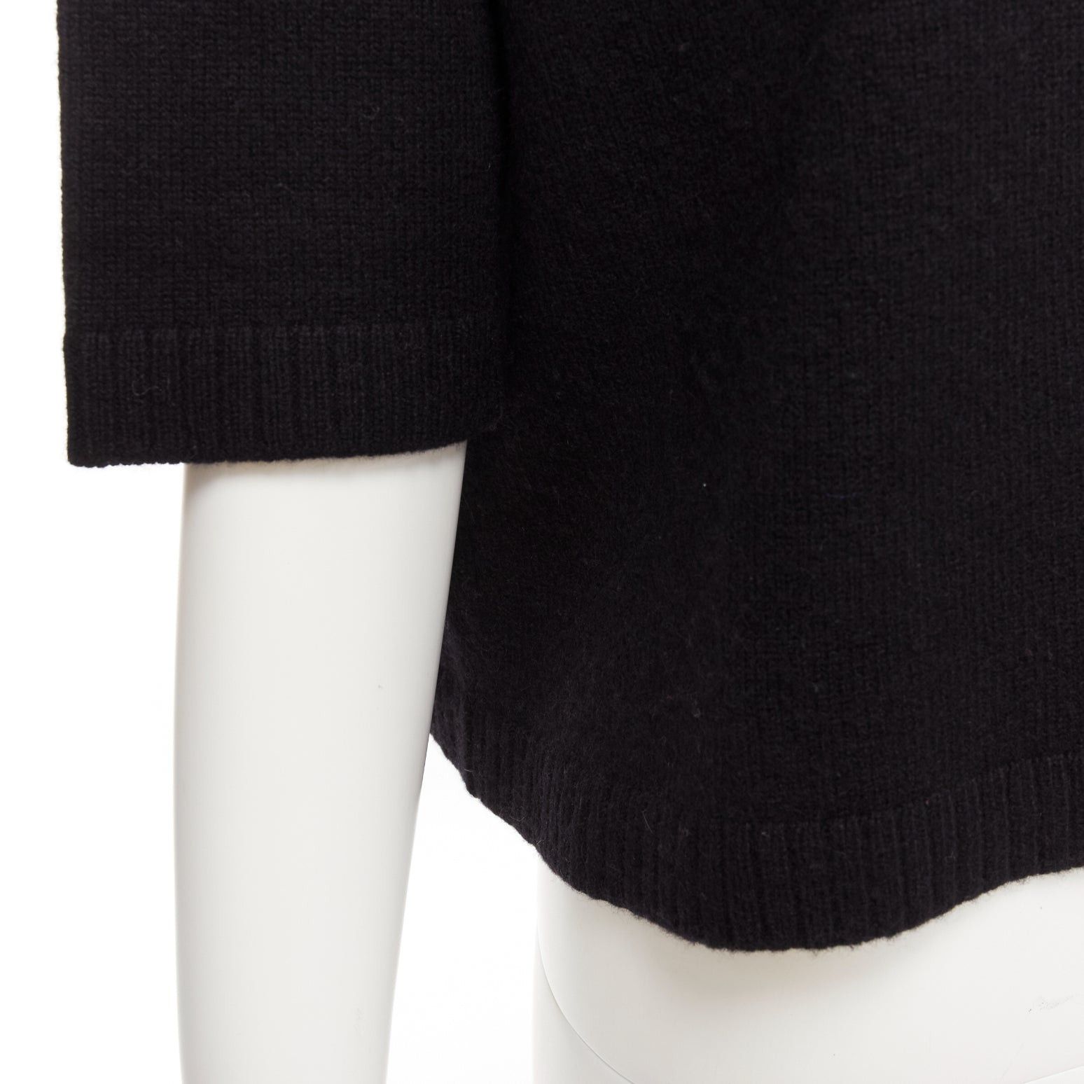 Valentino VALENTINO 100% cashmere black bateau neck crop sweater top XS Size S / US 4 / IT 40 - 7 Thumbnail