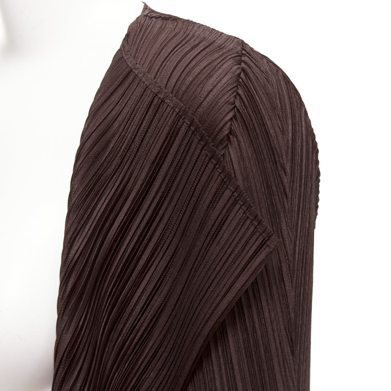 Issey Miyake ISSEY MIYAKE Pleats Please dark brown plisse 3D cut cardigan jacket JP3 L Size L / US 10 / IT 46 - 7 Thumbnail