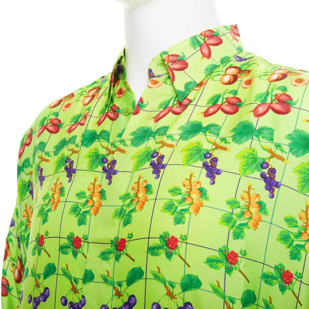 Versace GIANNI VERSACE 1990's Vintage neon green fruit print silk shirt IT48 M Size US M / EU 48-50 / 2 - 2 Thumbnail