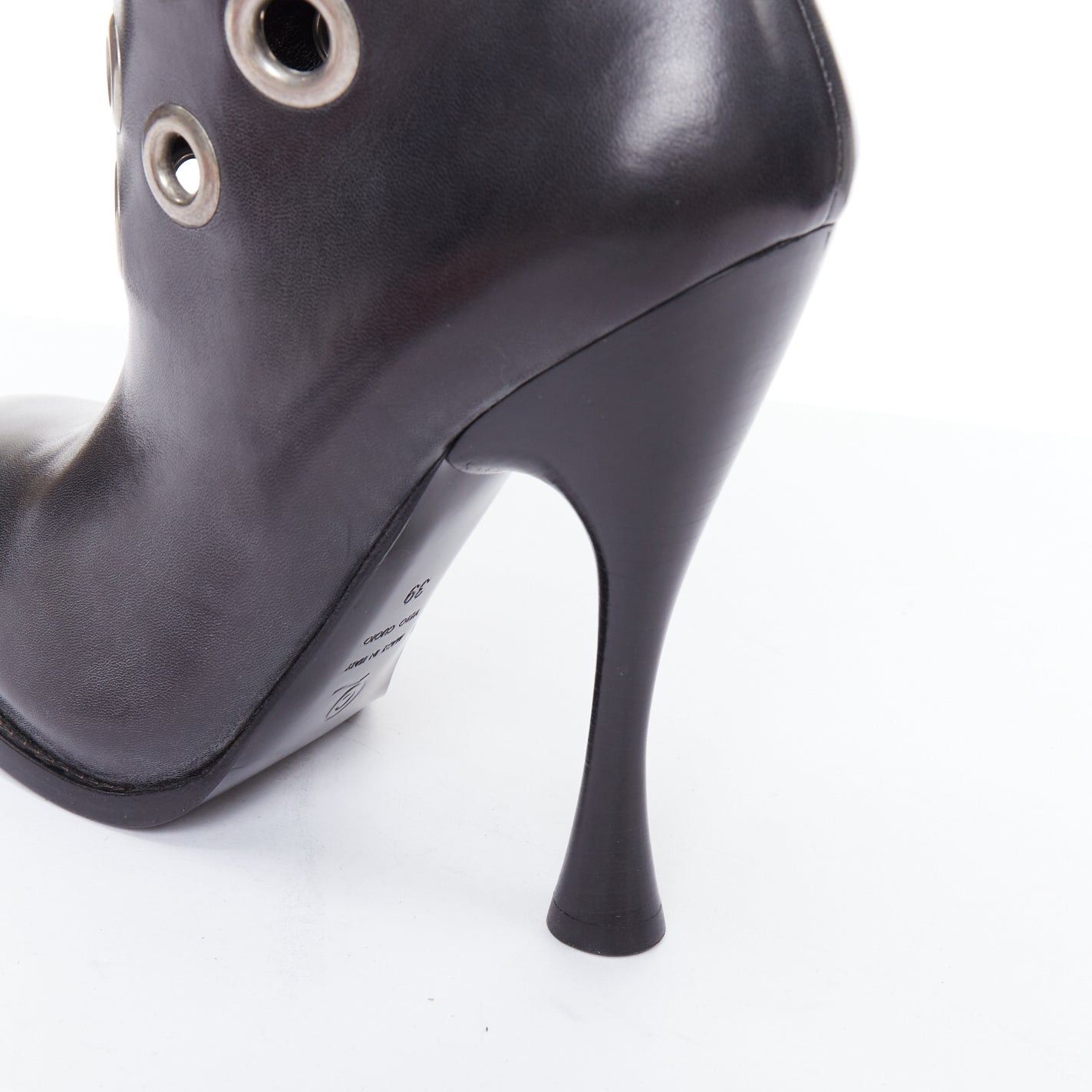 Alexander McQueen rare ALEXANDER MCQUEEN black silver grommet studded spool pirate ankle boots EU39 Size US 9 / IT 39 - 7 Thumbnail