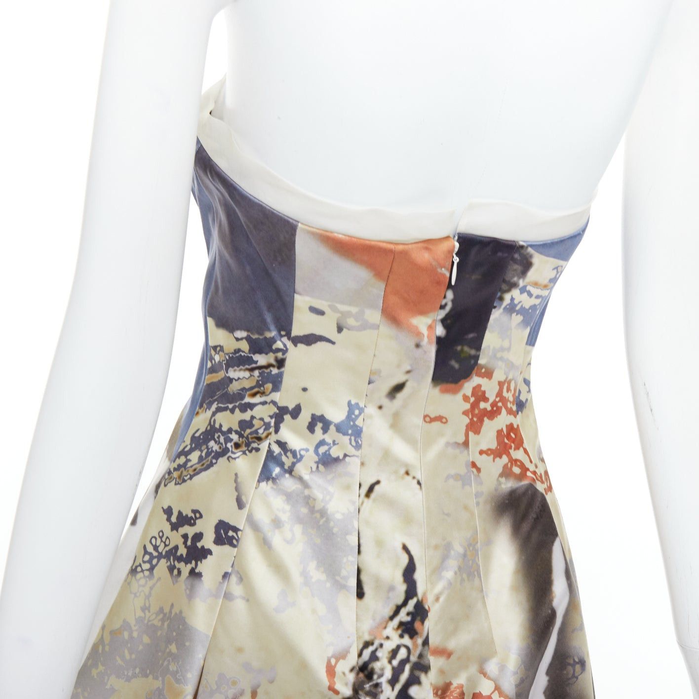 Alexander McQueen rare ALEXANDER MCQUEEN 2008 God Save The Queen Elizabeth strapless dress IT40 S Size S / US 4 / IT 40 - 9 Thumbnail