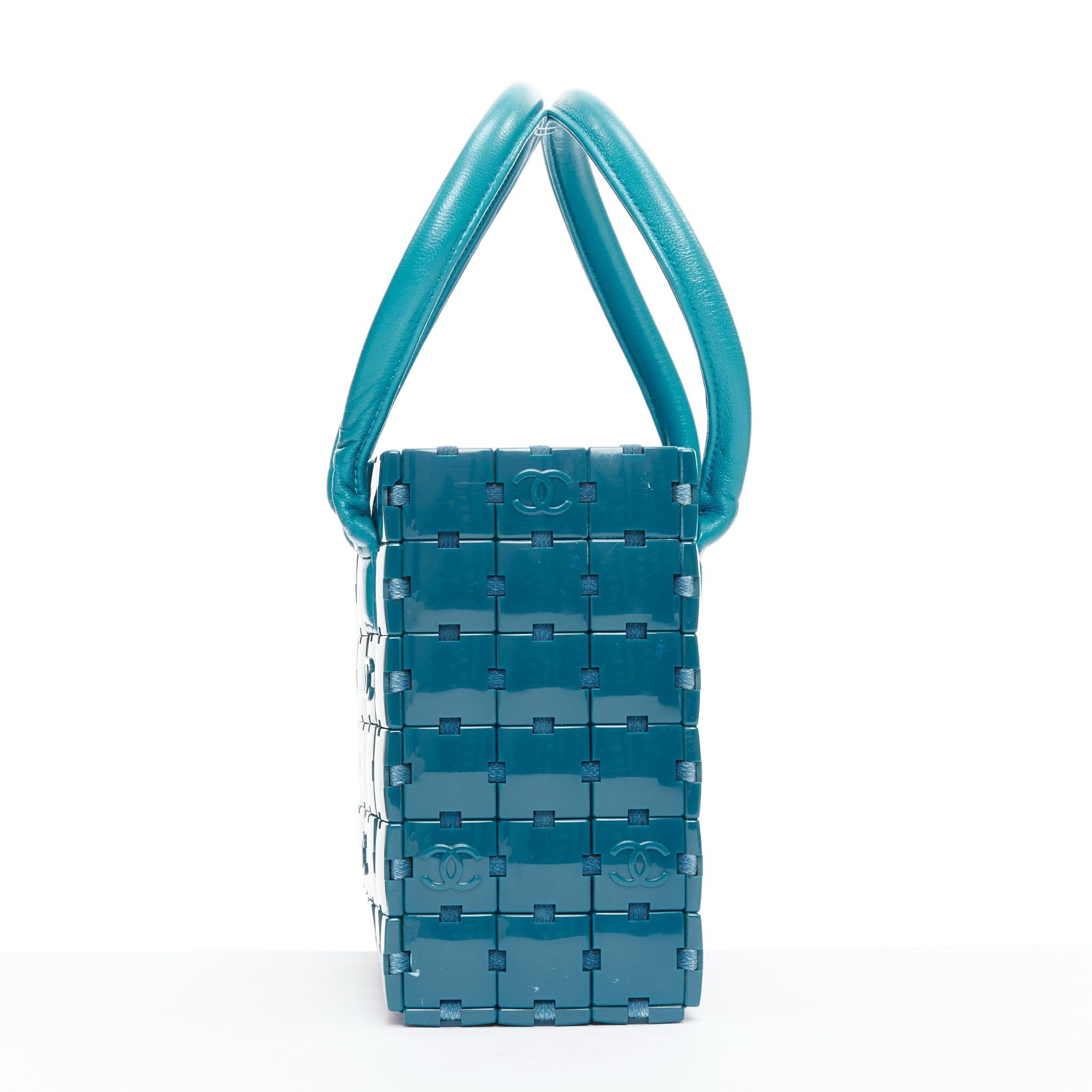 Chanel rare CHANEL Puzzle blue plastic CC chip leather stitch tote bag Size ONE SIZE - 4 Thumbnail