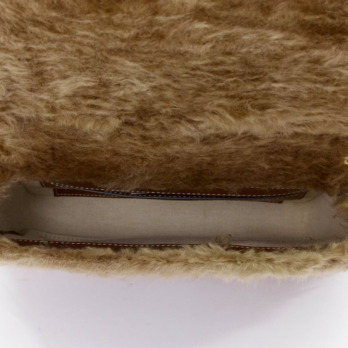 Burberry BURBERRY Lola Mohair Limited Edition lamb shearling gold TB crossbody bag Size ONE SIZE - 9 Thumbnail