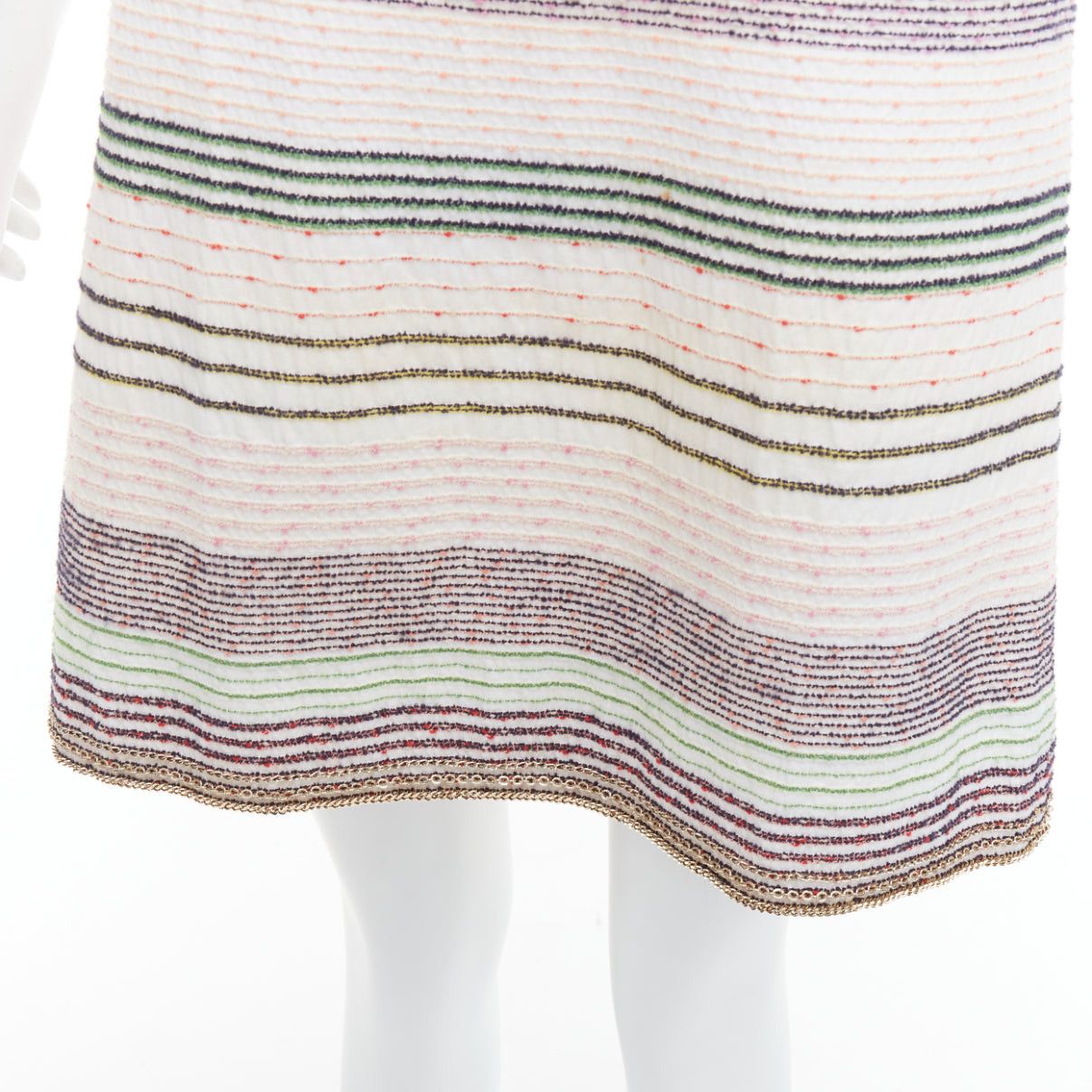 Chanel CHANEL 07A Runway white multicolor tweed chain trimmed sleeve dress FR36 S Size S / US 4 / IT 40 - 7 Thumbnail