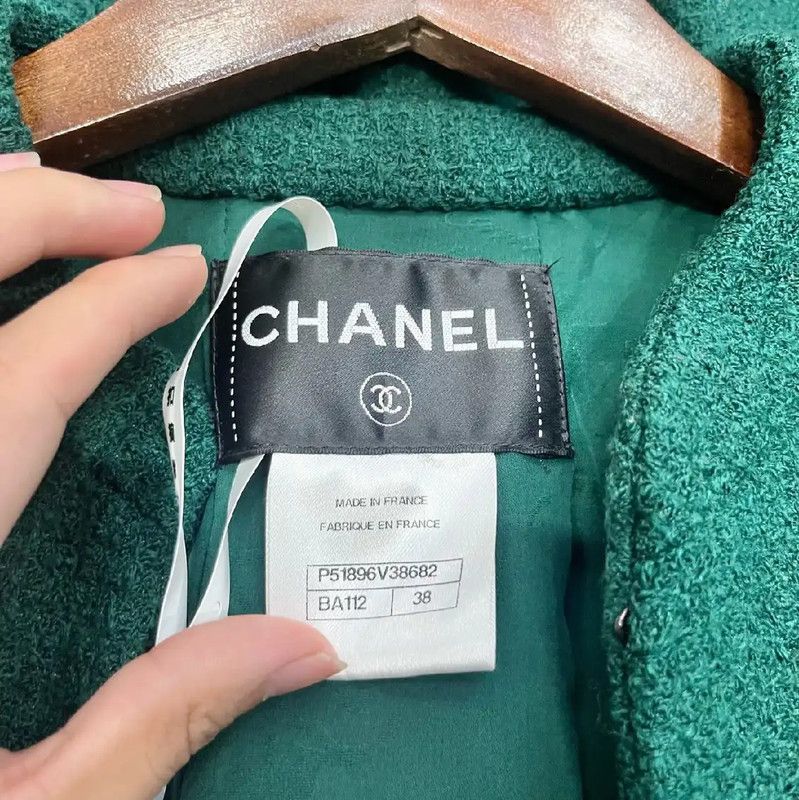 Chanel Chanel Black Women's Cardigan Size M 0089 Size M / US 6-8 / IT 42-44 - 3 Thumbnail