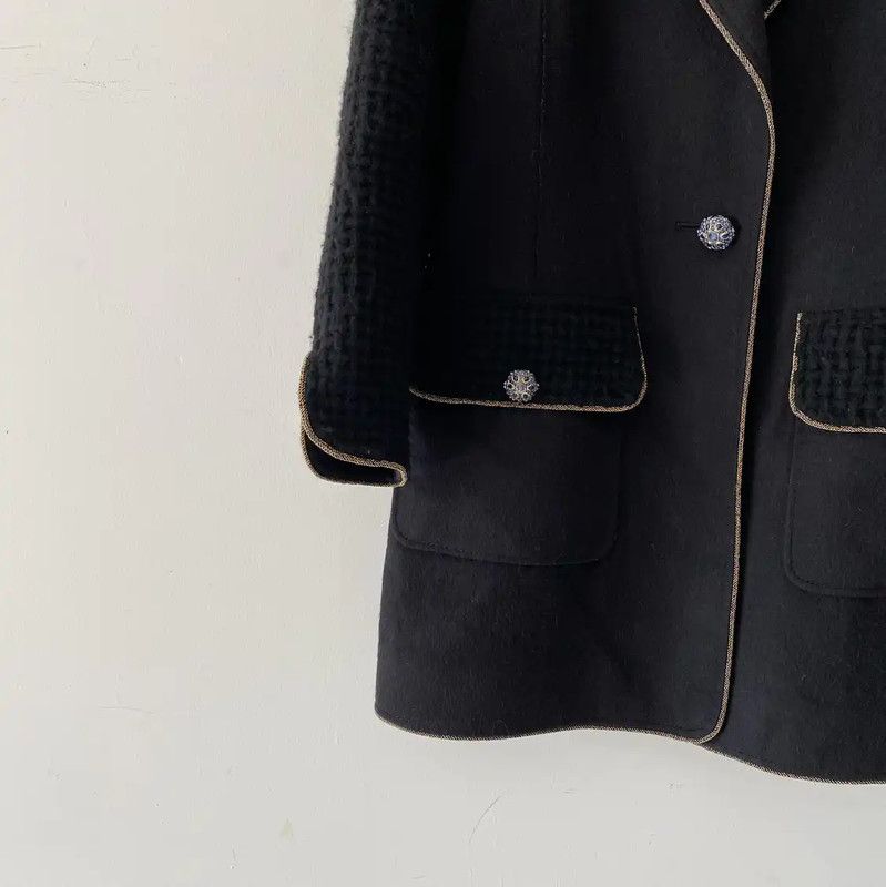 Chanel Chanel Black Wool Cardigan for Women 0089 Size M / US 6-8 / IT 42-44 - 4 Thumbnail