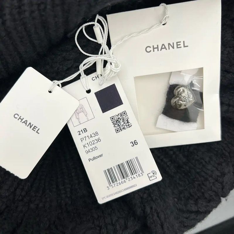Chanel Chanel Black Cropped Sweater with Button Details 0089 Size M / US 6-8 / IT 42-44 - 6 Thumbnail