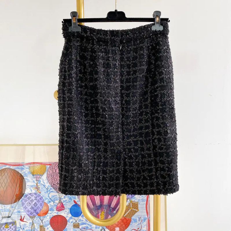 Chanel Chanel Black Wool Midi Skirt 0089 Size 23" - 2 Thumbnail