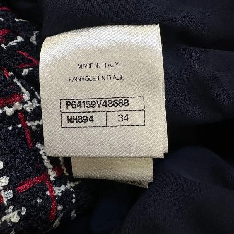 Chanel Chanel Black Tweed Cropped Cardigan for Women 0089 Size XS / US 0-2 / IT 36-38 - 8 Thumbnail