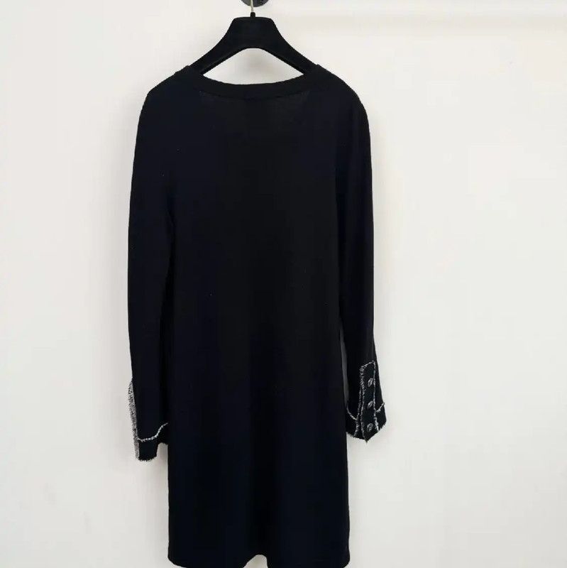 Chanel Chanel Black Cashmere Long Sleeve Dress 0089 Size M / US 6-8 / IT 42-44 - 2 Thumbnail