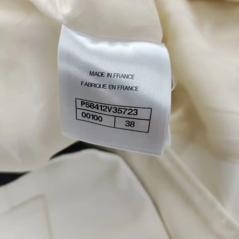 Chanel Chanel White Silk Women's Jacket 0089 Size M / US 6-8 / IT 42-44 - 4 Thumbnail