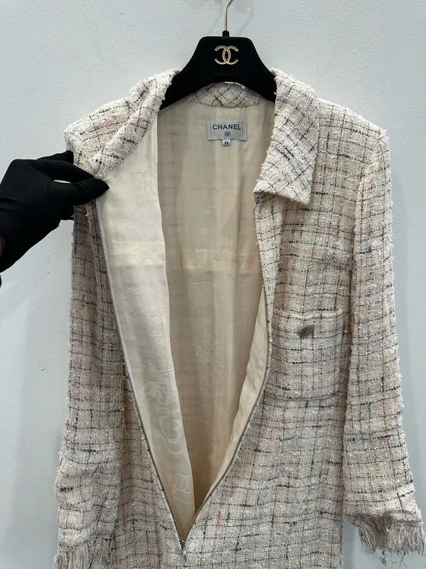 Chanel Chanel Tweed Long Sleeve Dress in White 0089 Size M / US 6-8 / IT 42-44 - 3 Thumbnail