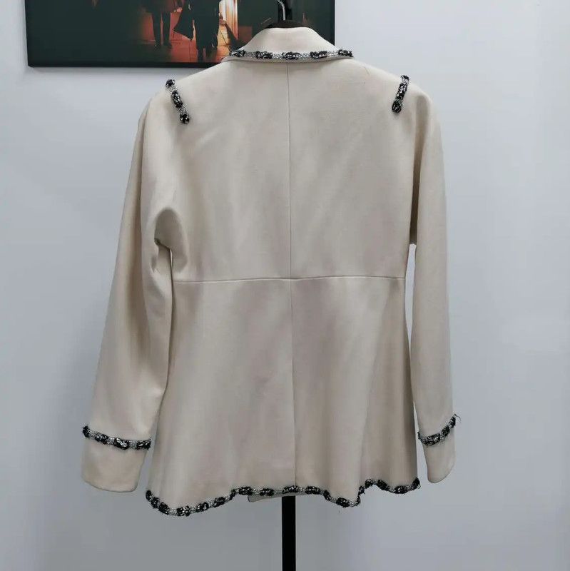 Chanel Chanel Women's Long White Coat for Spring/Fall 0089 Size M / US 6-8 / IT 42-44 - 2 Thumbnail