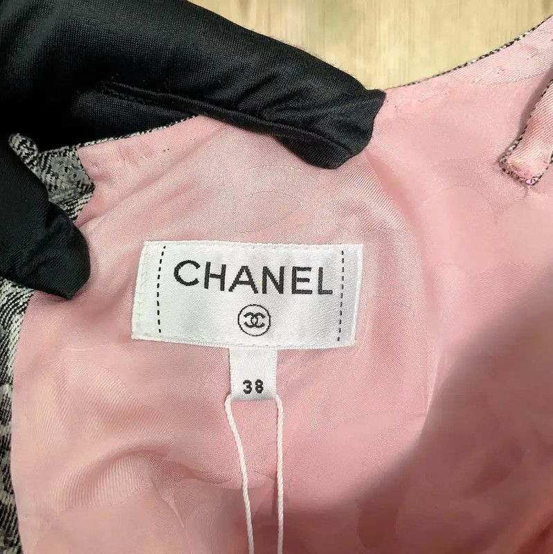 Chanel Chanel Summer Gray Embroidered Sequin Tank Top 0089 Size S / US 4 / IT 40 - 8 Thumbnail
