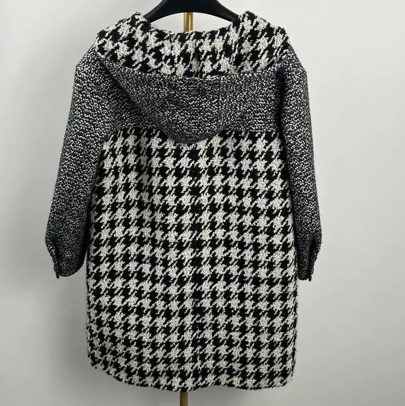 Chanel Chanel Gray Wool Cardigan with Hood 0089 Size M / US 6-8 / IT 42-44 - 2 Thumbnail