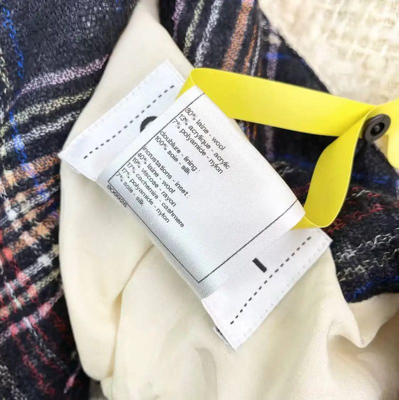 Chanel Chanel Ivory Wool Women's Jacket 0089 Size ONE SIZE - 4 Thumbnail