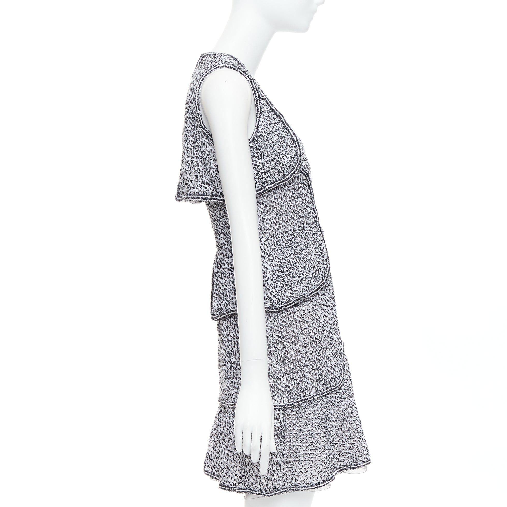 Chanel CHANEL 2015 Runway grey cotton tweed CC button ruffle dress FR36 S Size S / US 4 / IT 40 - 4 Thumbnail