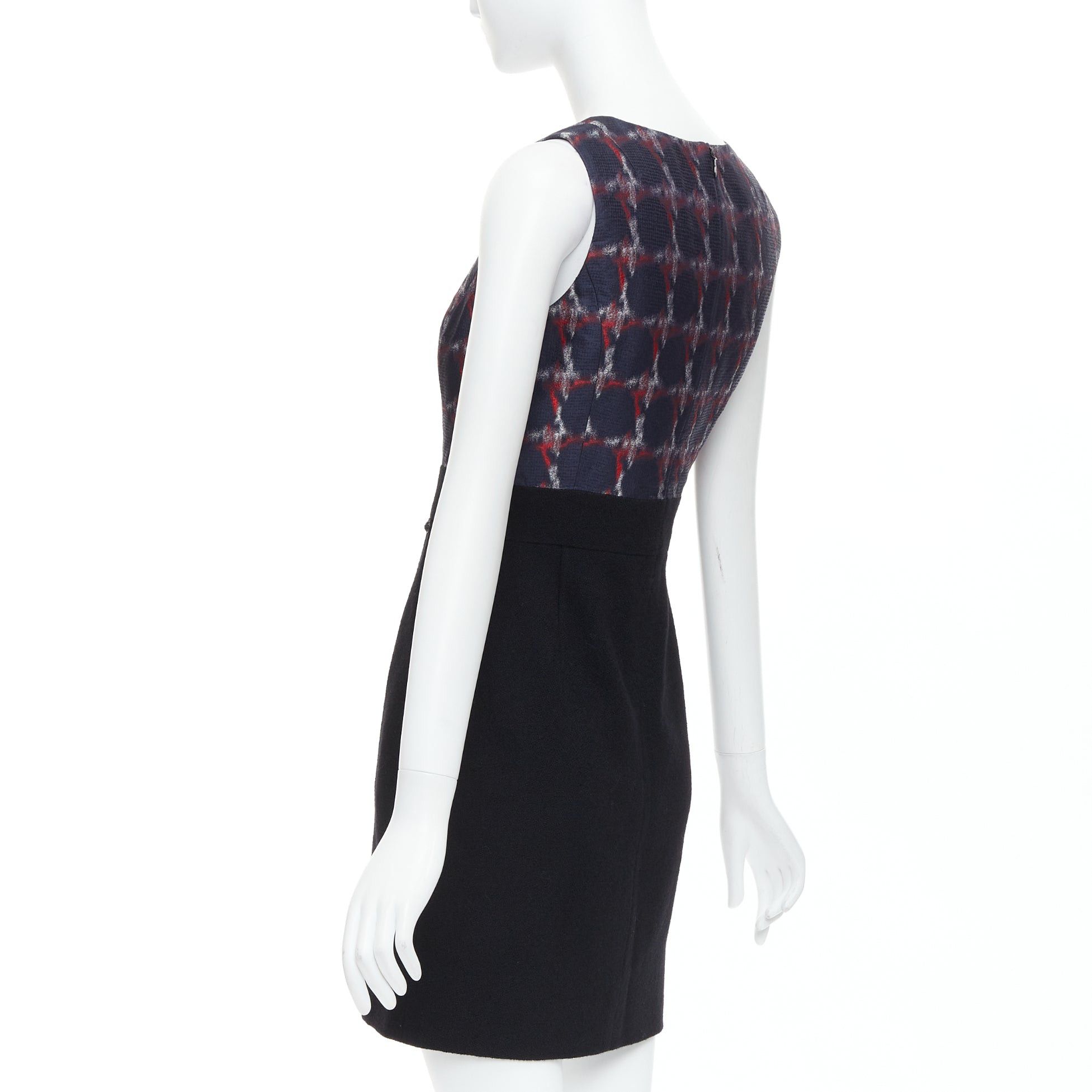 Chanel CHANEL 08A Paris-Venice navy red houndstooth print wool silk shift dress Size M / US 6-8 / IT 42-44 - 6 Thumbnail
