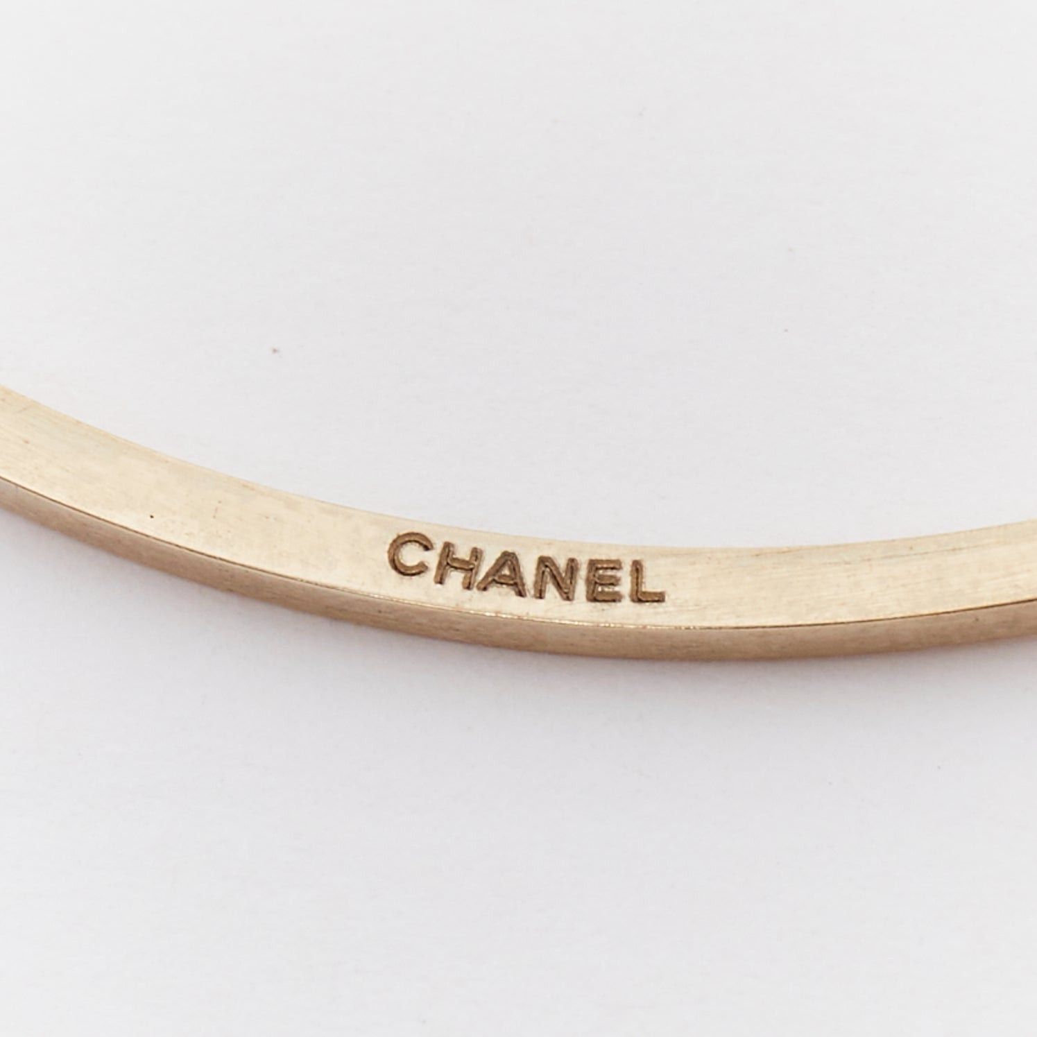 Chanel CHANEL 14S Runway Orbital large XL pearl CC logo gold metal bangle M Size ONE SIZE - 5 Thumbnail
