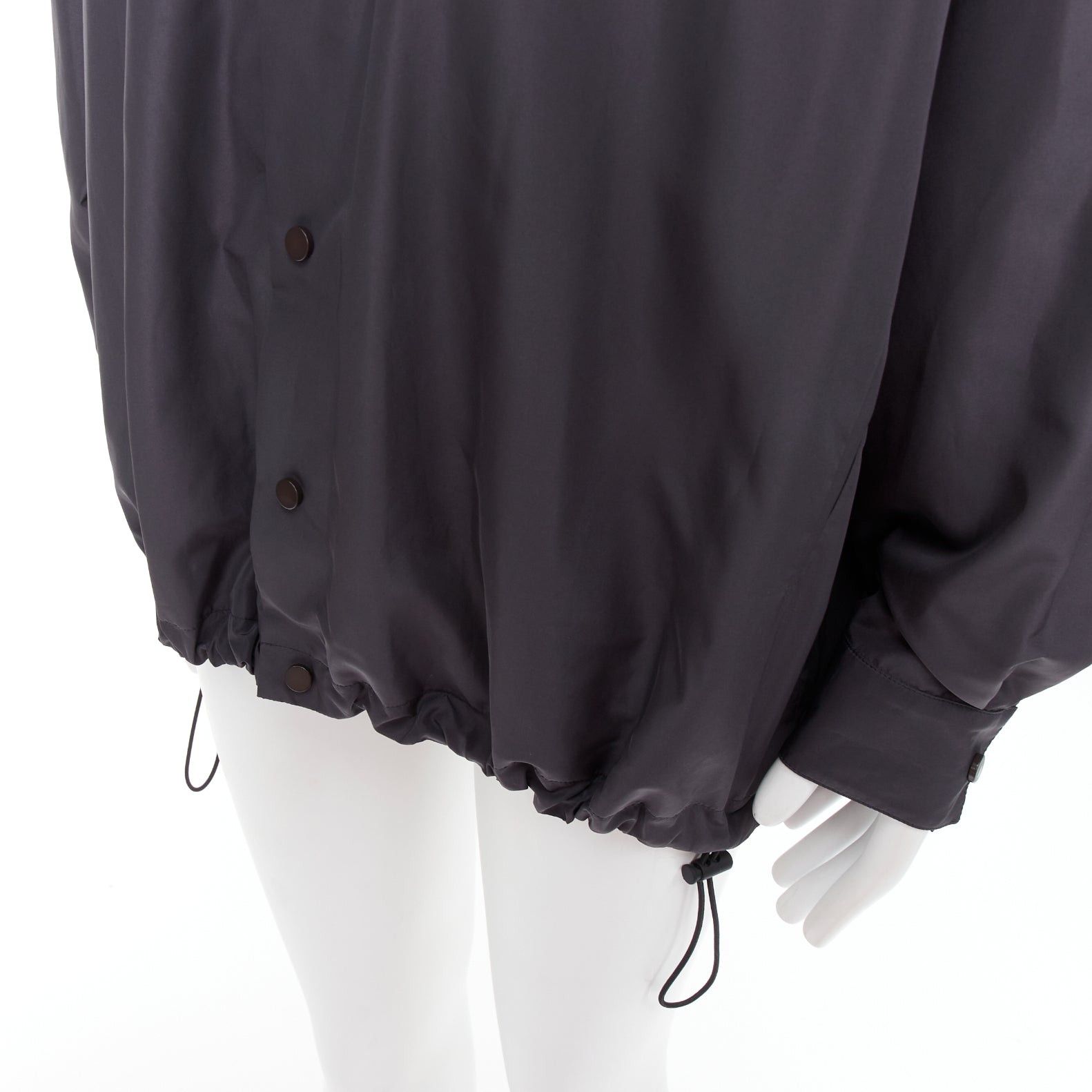 Bottega Veneta BOTTEGA VENETA 2020 dark grey nylon button anorak shell jacket IT50 L Size US L / EU 52-54 / 3 - 2 Thumbnail