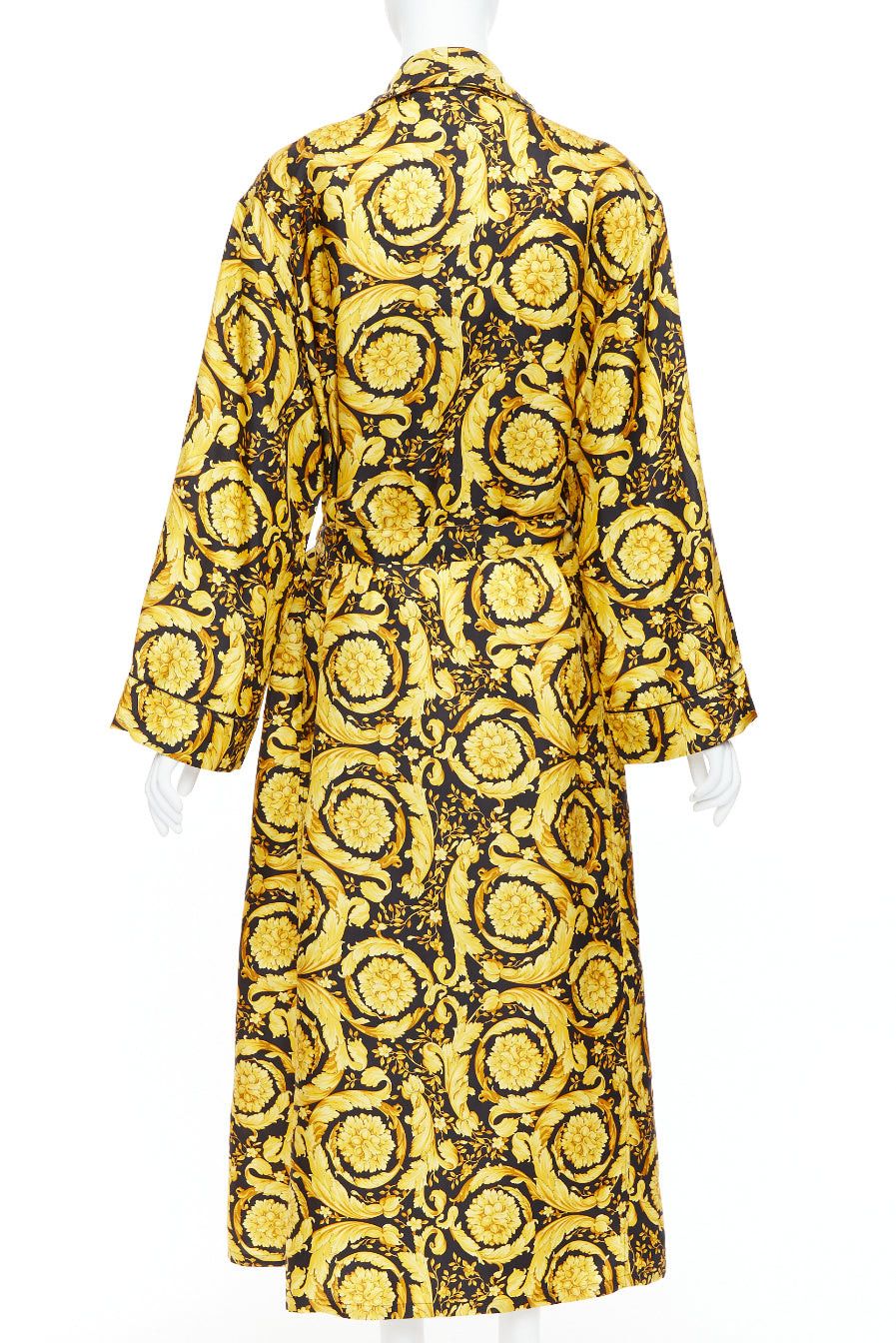 Versace VERSACE 100% silk Signature Barocco Baroque print gold black robe gown Sz 2 M Size M / US 6-8 / IT 42-44 - 5 Thumbnail