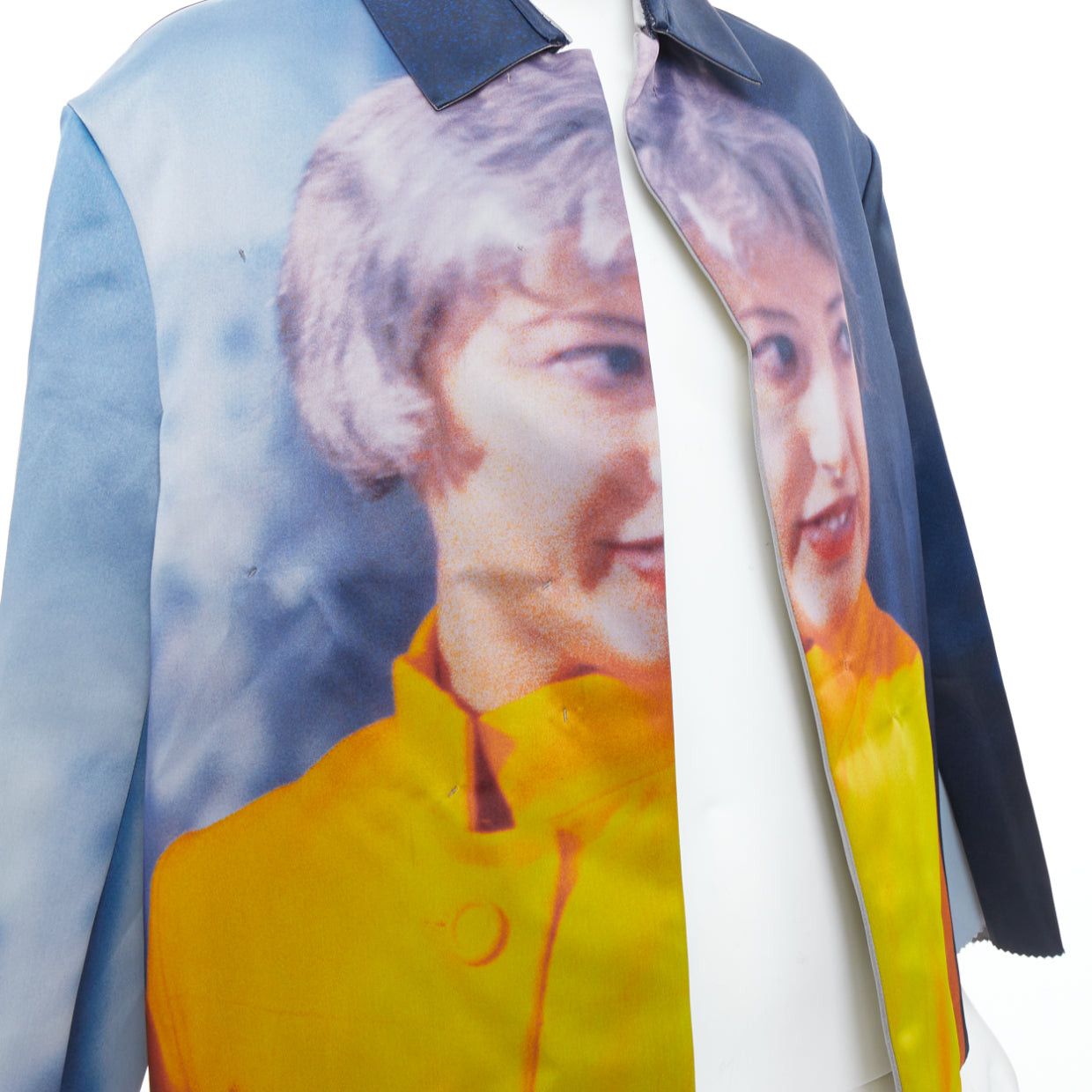 Undercover rare UNDERCOVER Cindy Sherman print blue yellow polyester silk jacket JP2 M Size M / US 6-8 / IT 42-44 - 2 Thumbnail